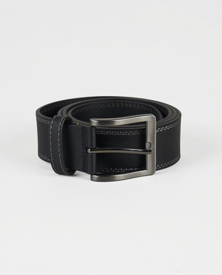 BLACK BELT WITH CONTRAST STITCHING