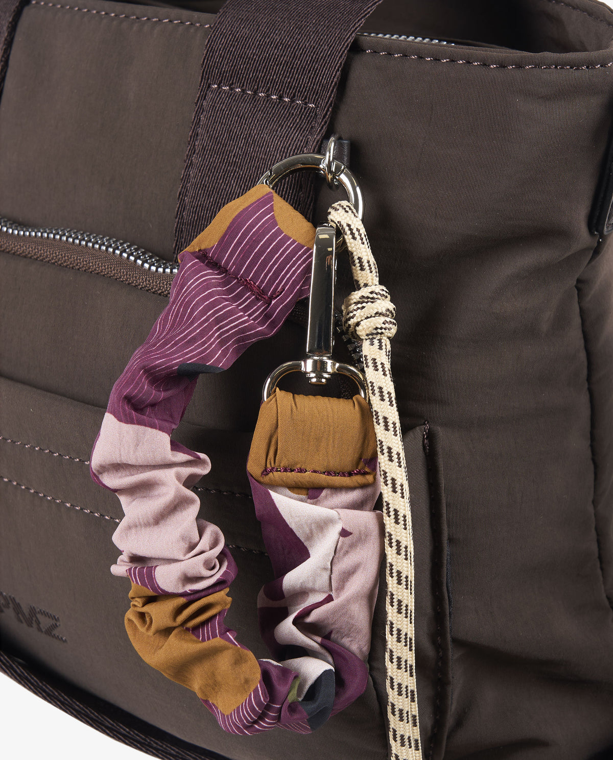 TOTE CASUAL MARRÓN