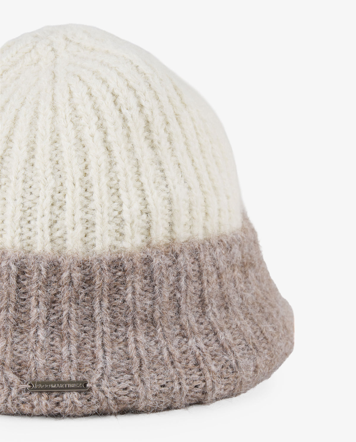 GORRO BICOLOR PUNTO