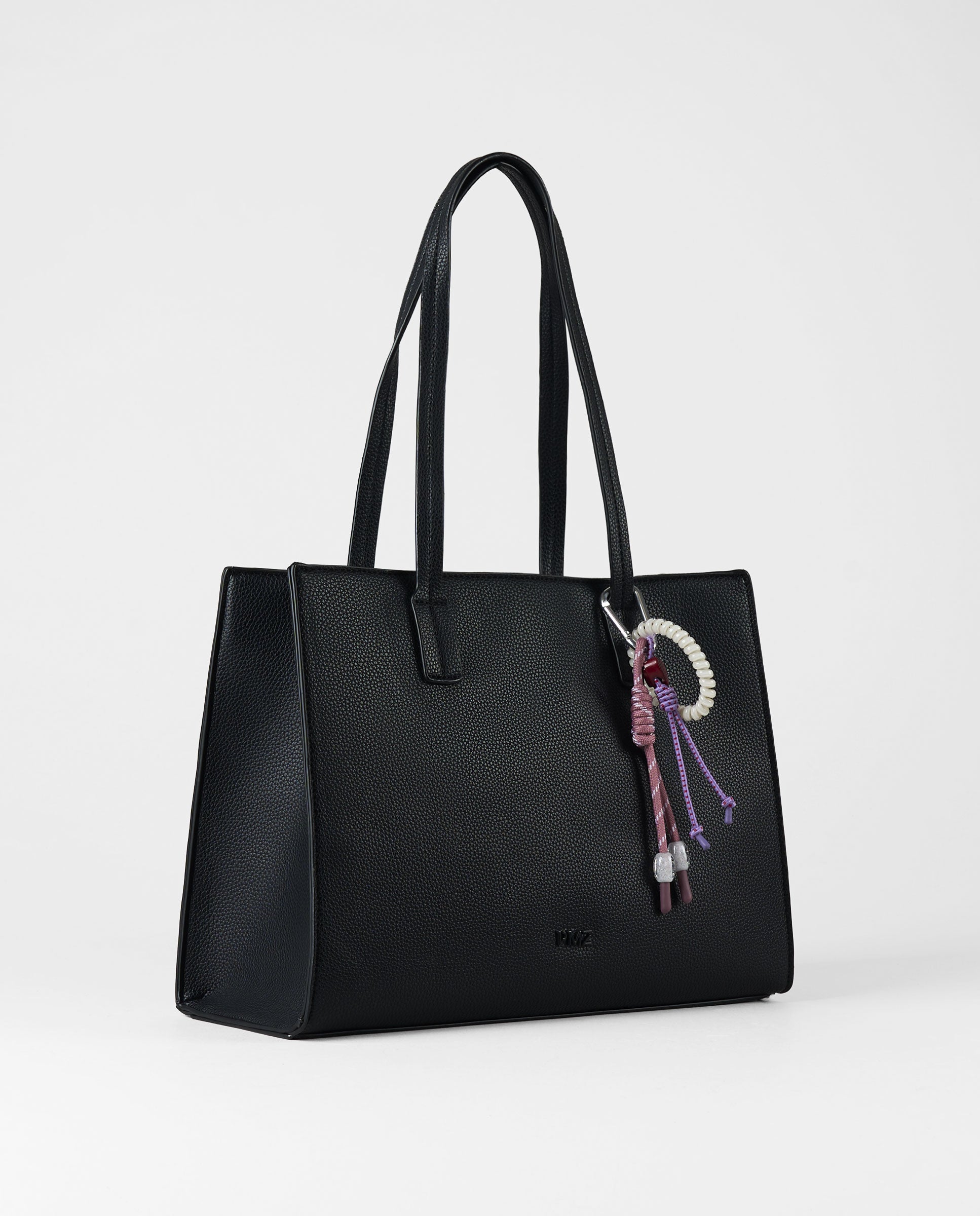 SHOULDER HANGER LOVE NEGRO – PACOMARTINEZ