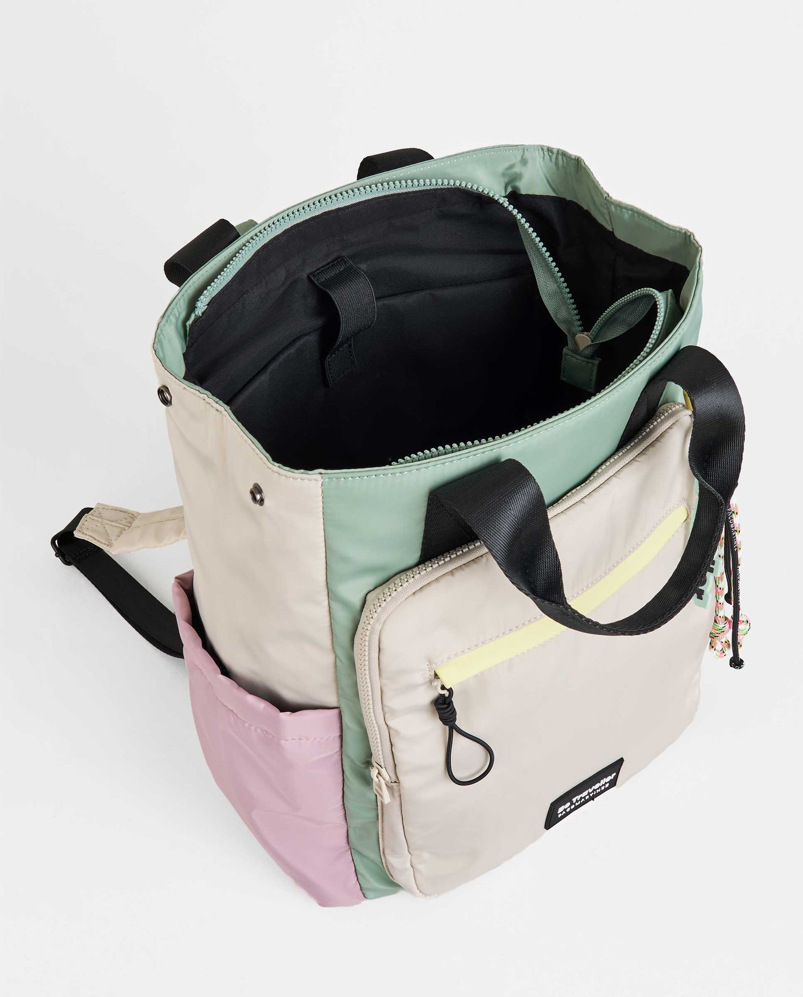 MOCHILA MULTICOLOR TRAVELLER PORTÁTIL 13''