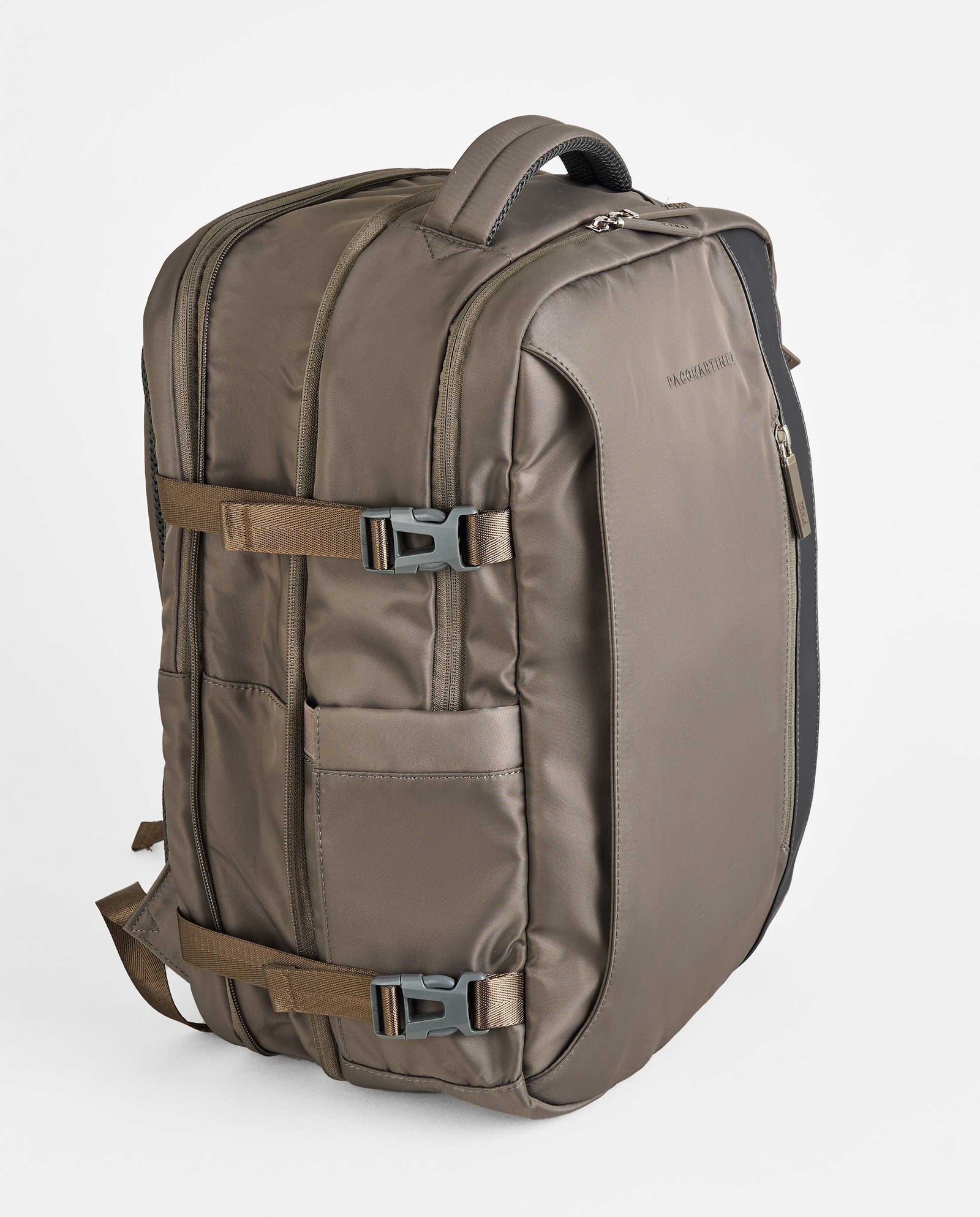 MOCHILA DE VIAJE NYLON PORTÁTIL 15''