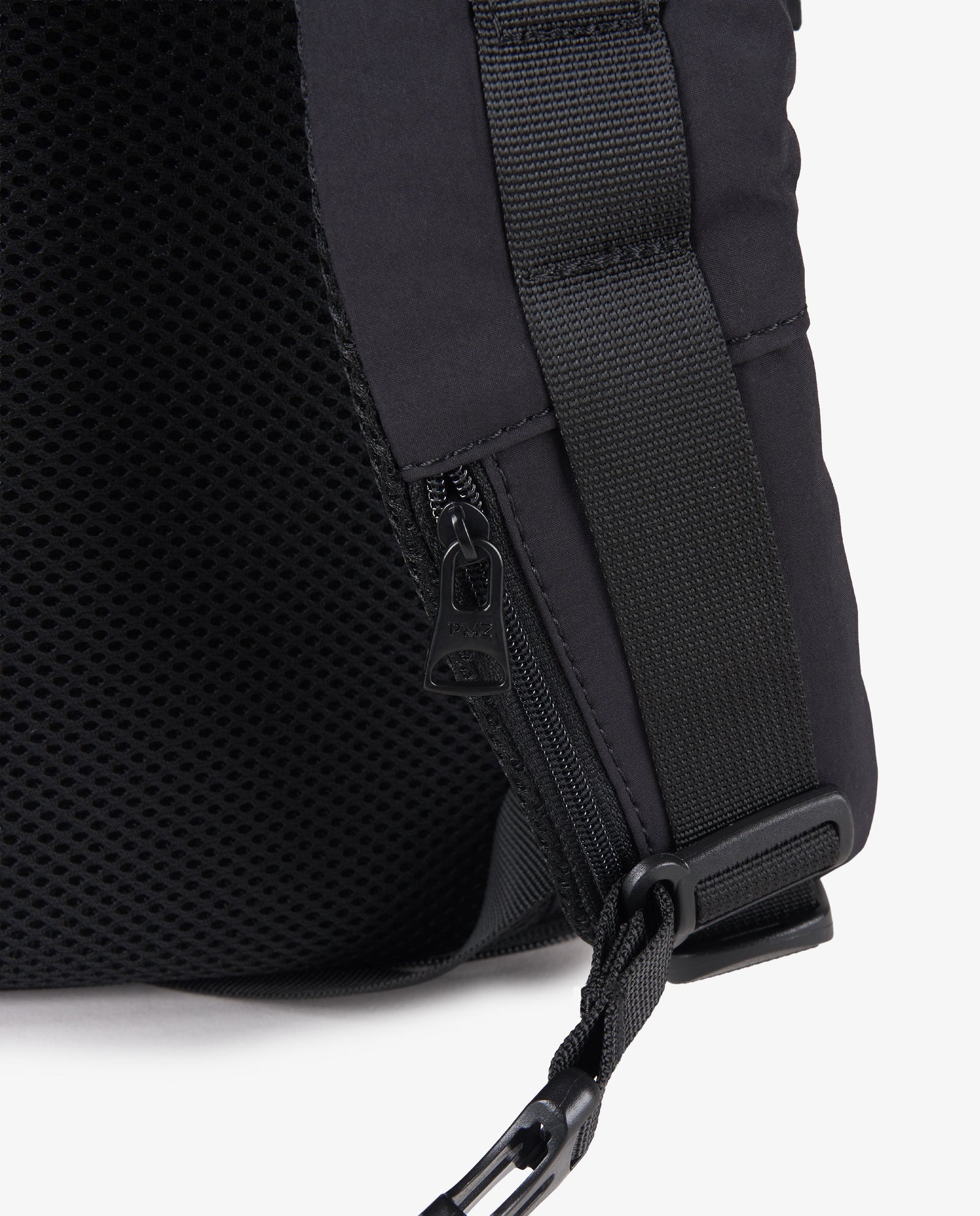 MOCHILA NEGRA TRAVELLER