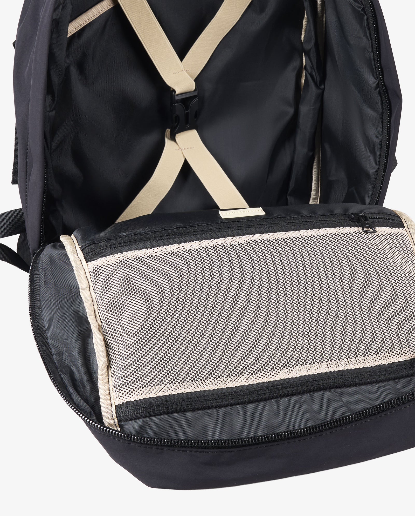 MOCHILA NEGRA TRAVELLER
