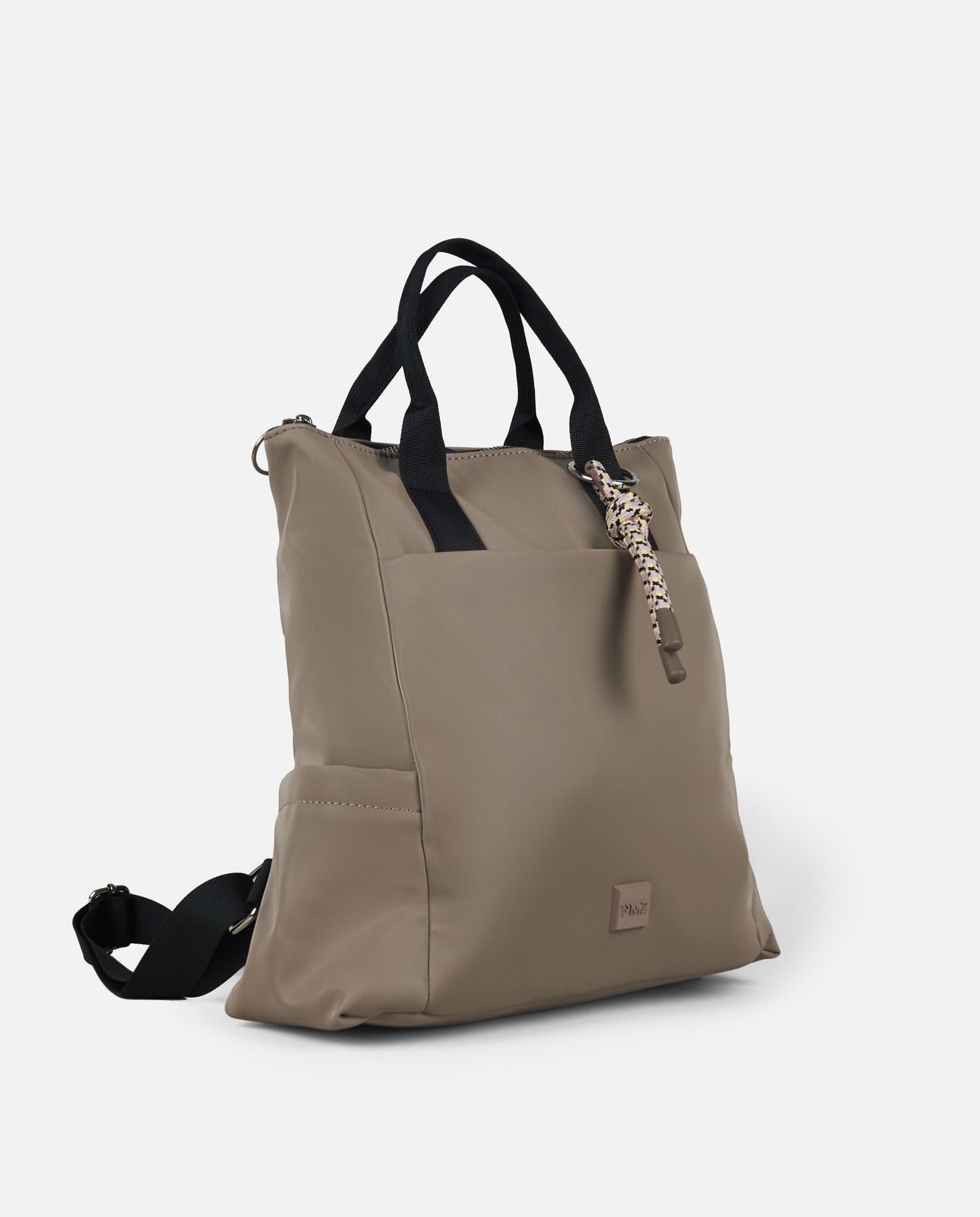 MOCHILA ENGOMADO TOPO