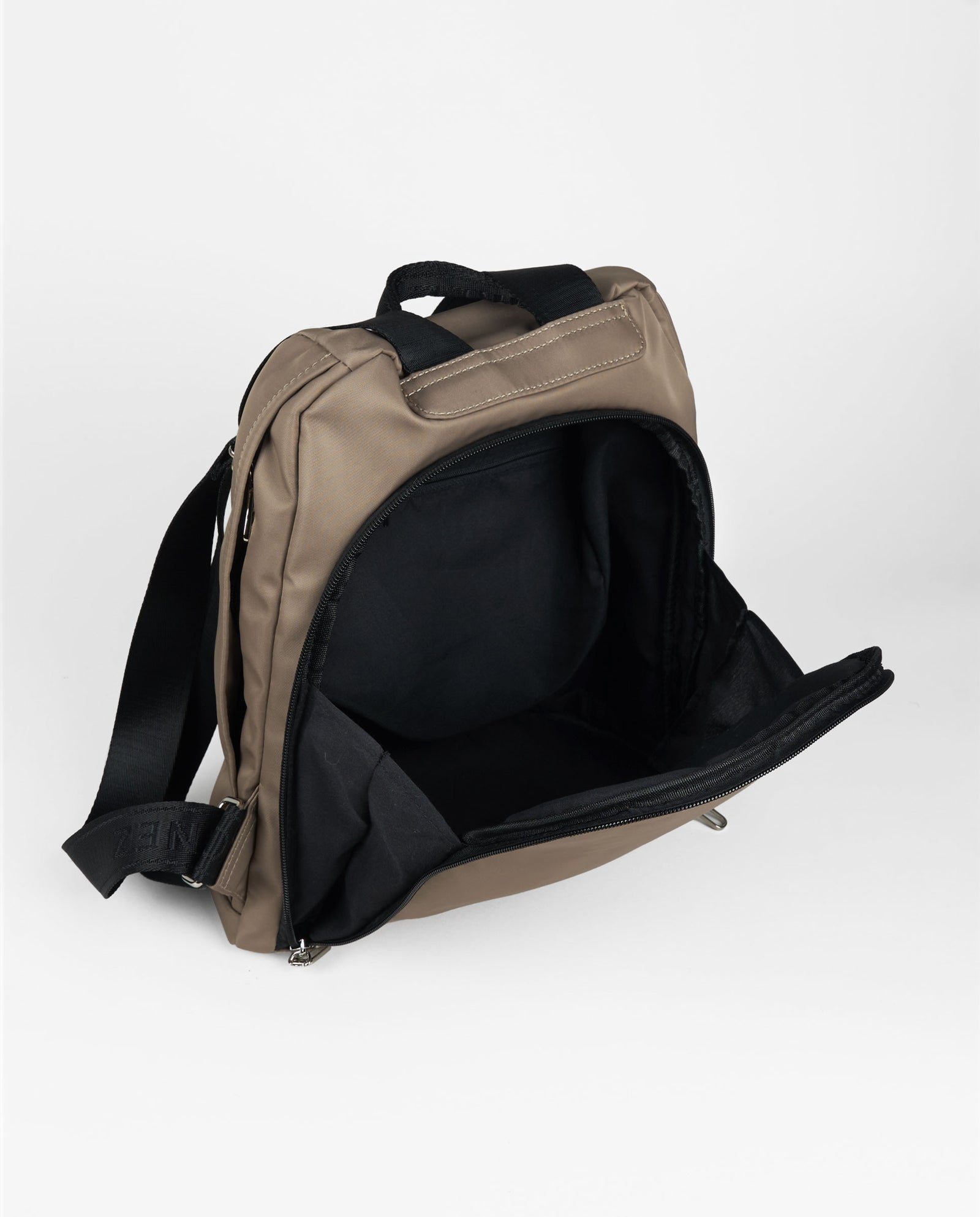 MOCHILA ANTIRROBO BEIGE