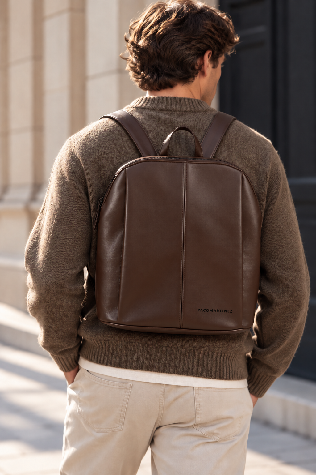 MOCHILA EFECTO PIEL MARRÓN