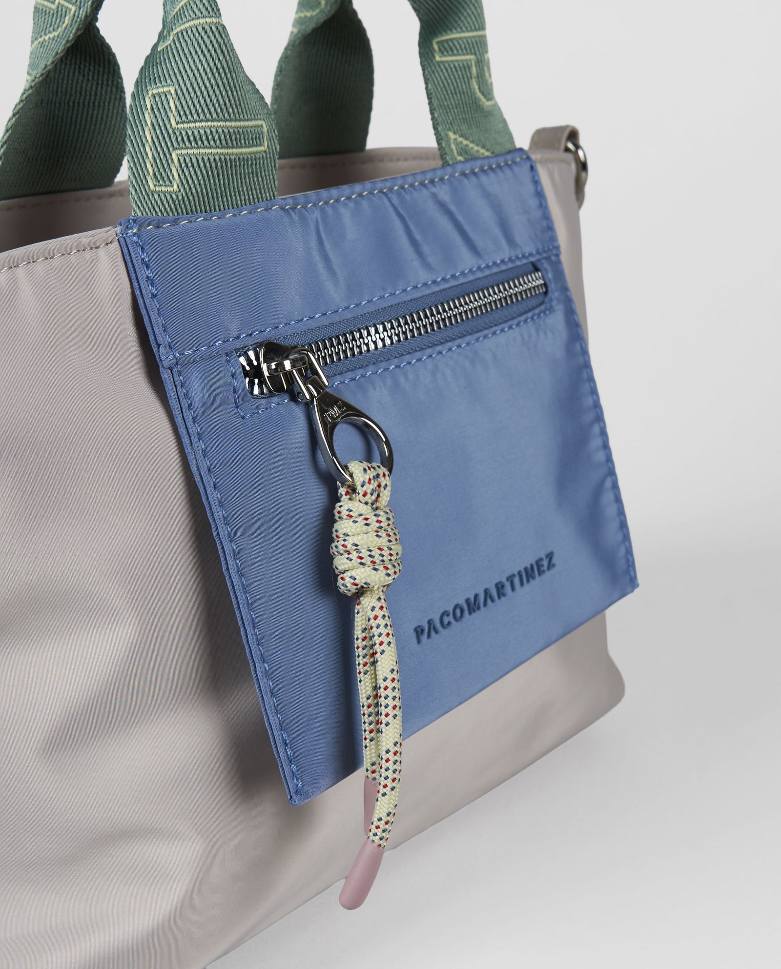 TOTE ACOLCHADO MULTICOLOR