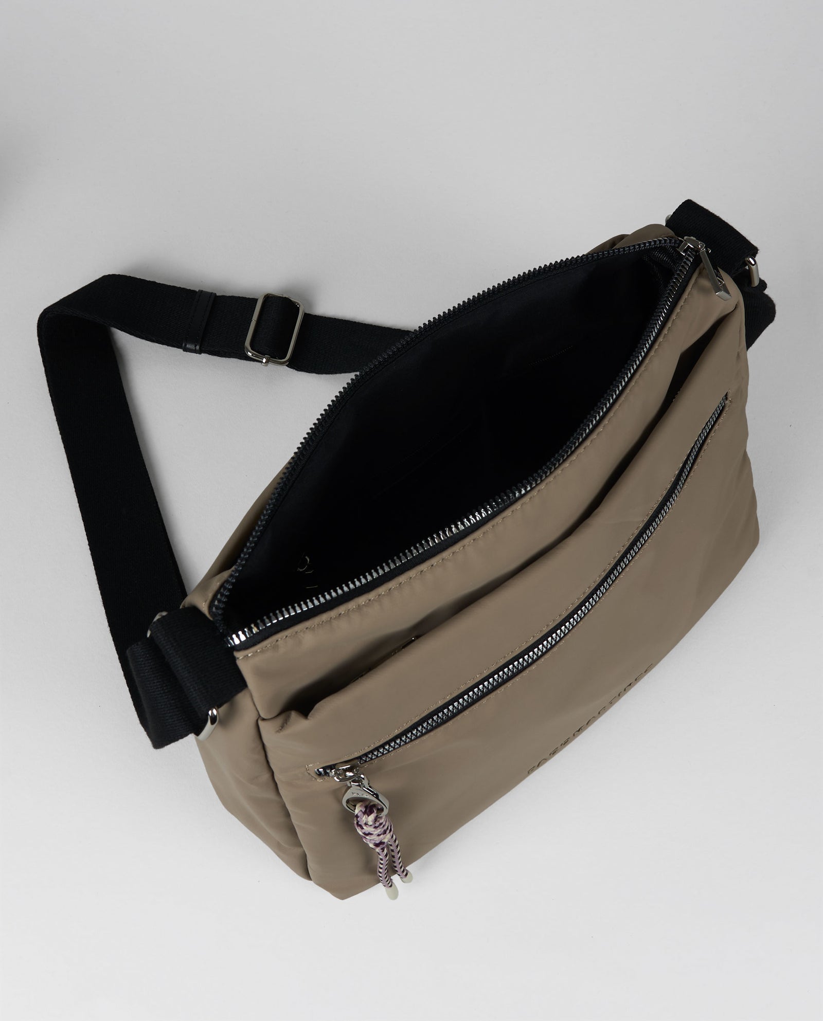 BANDOLERA BEIGE BOLSILLOS