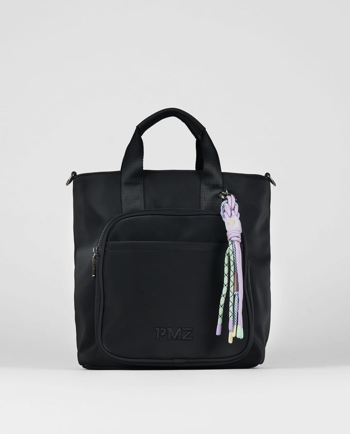MOCHILA ENGOMADA NEGRA
