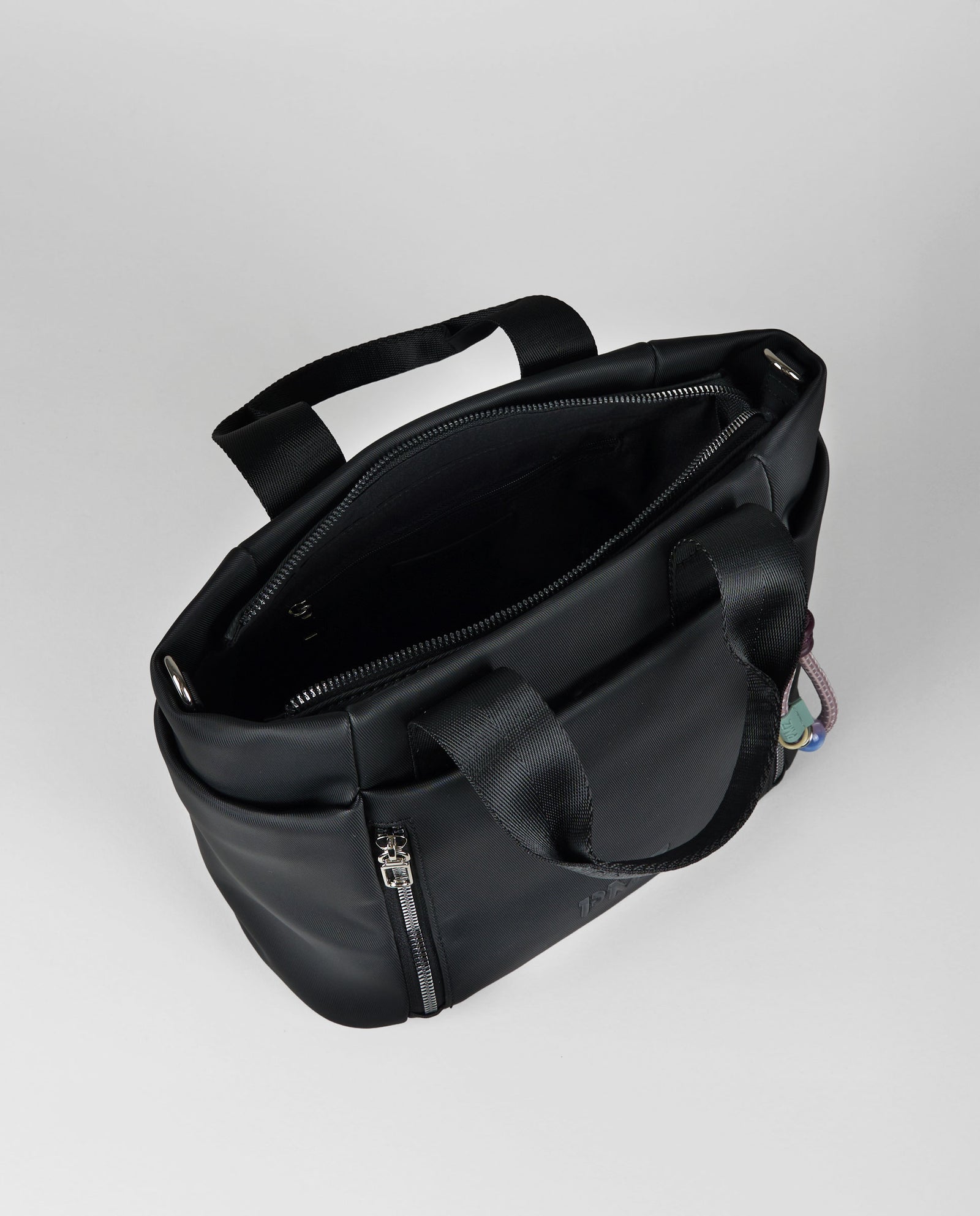 TOTE ENGOMADO