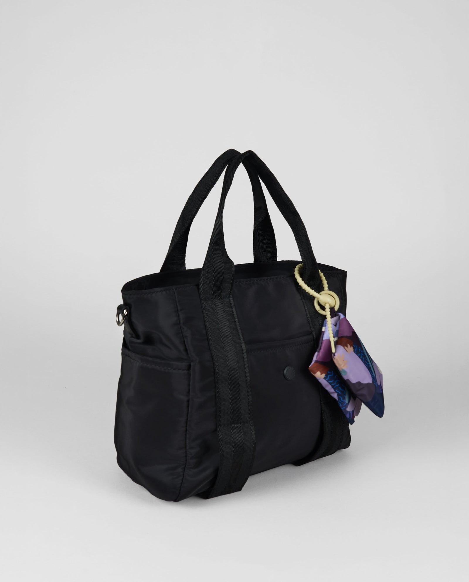 TOTE HANGER CROWD NEGRO