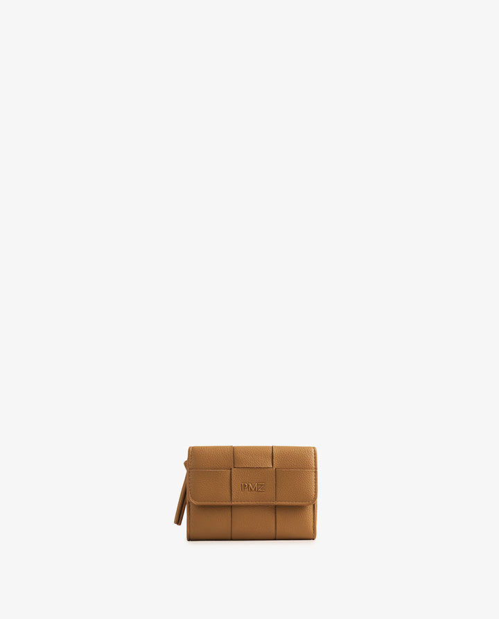 BILLETERA TRENZADA CAMEL
