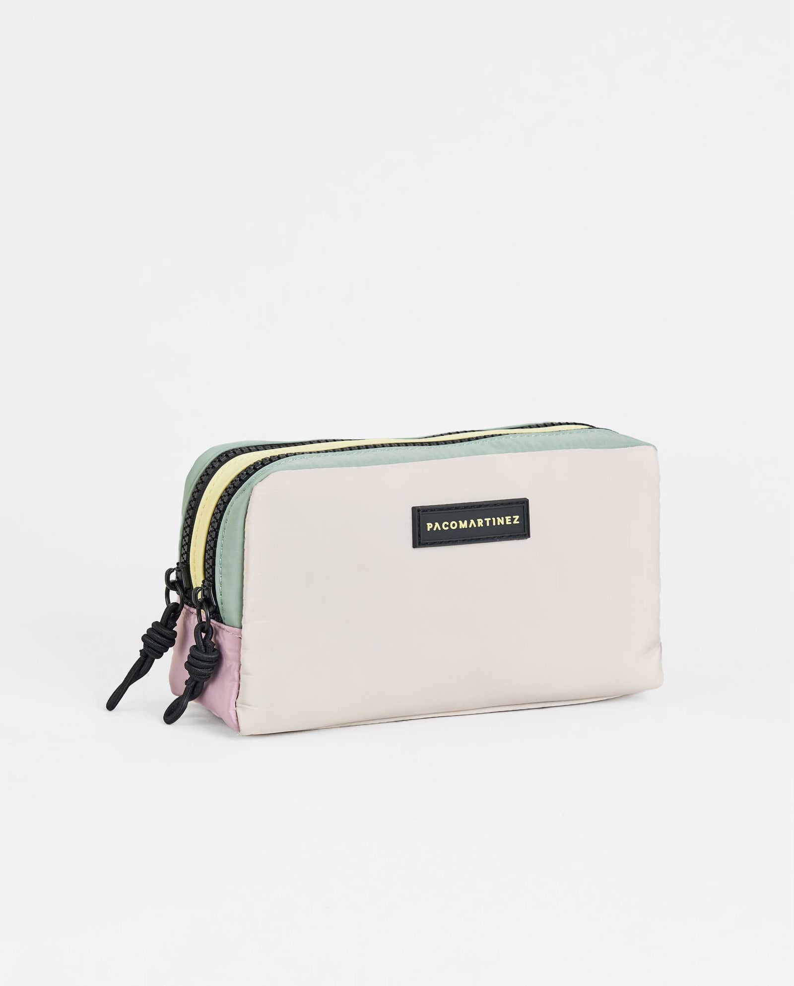 ESTUCHE NYLON TRICOLOR