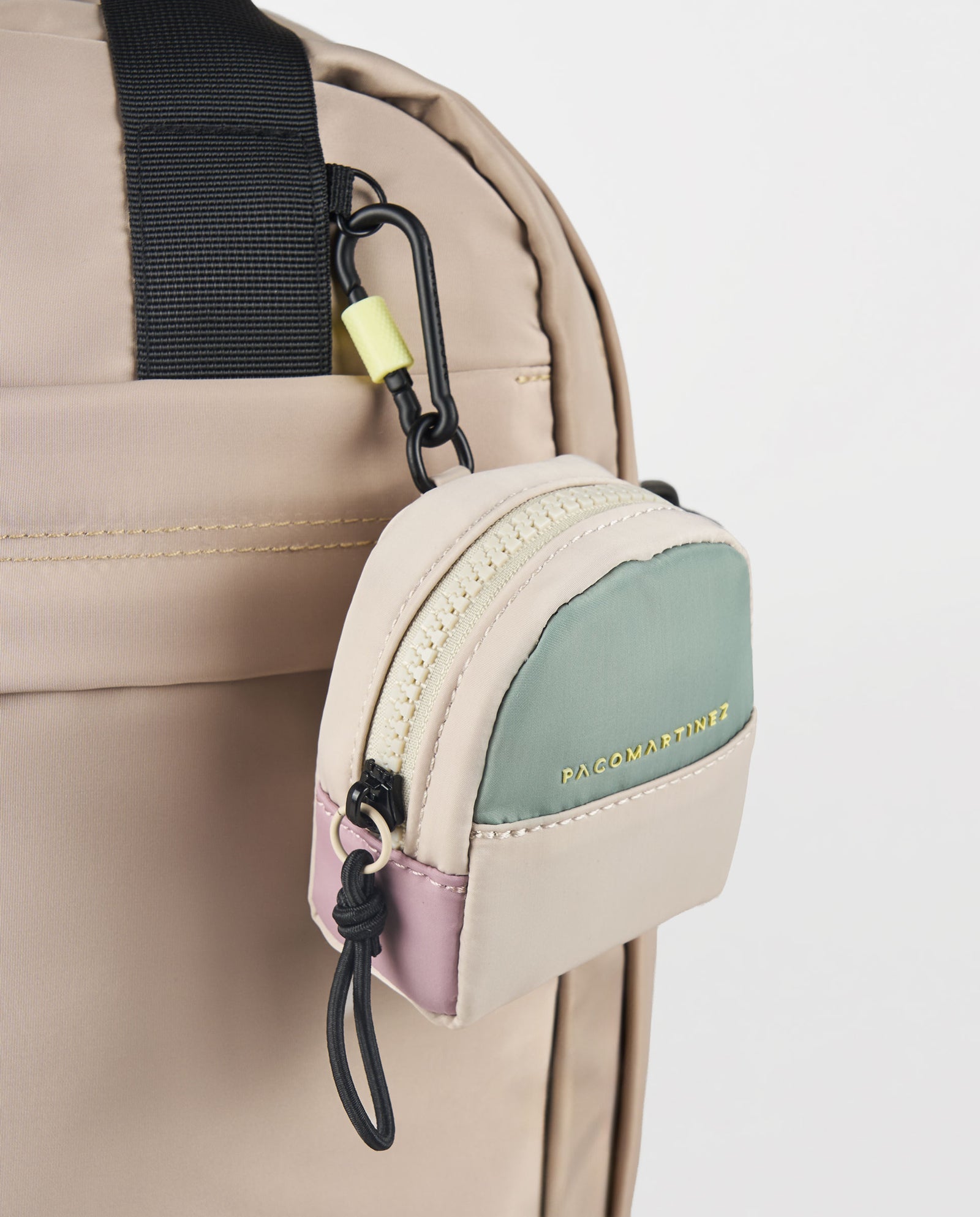 LLAVERO MINI MOCHILA BOLSILLO