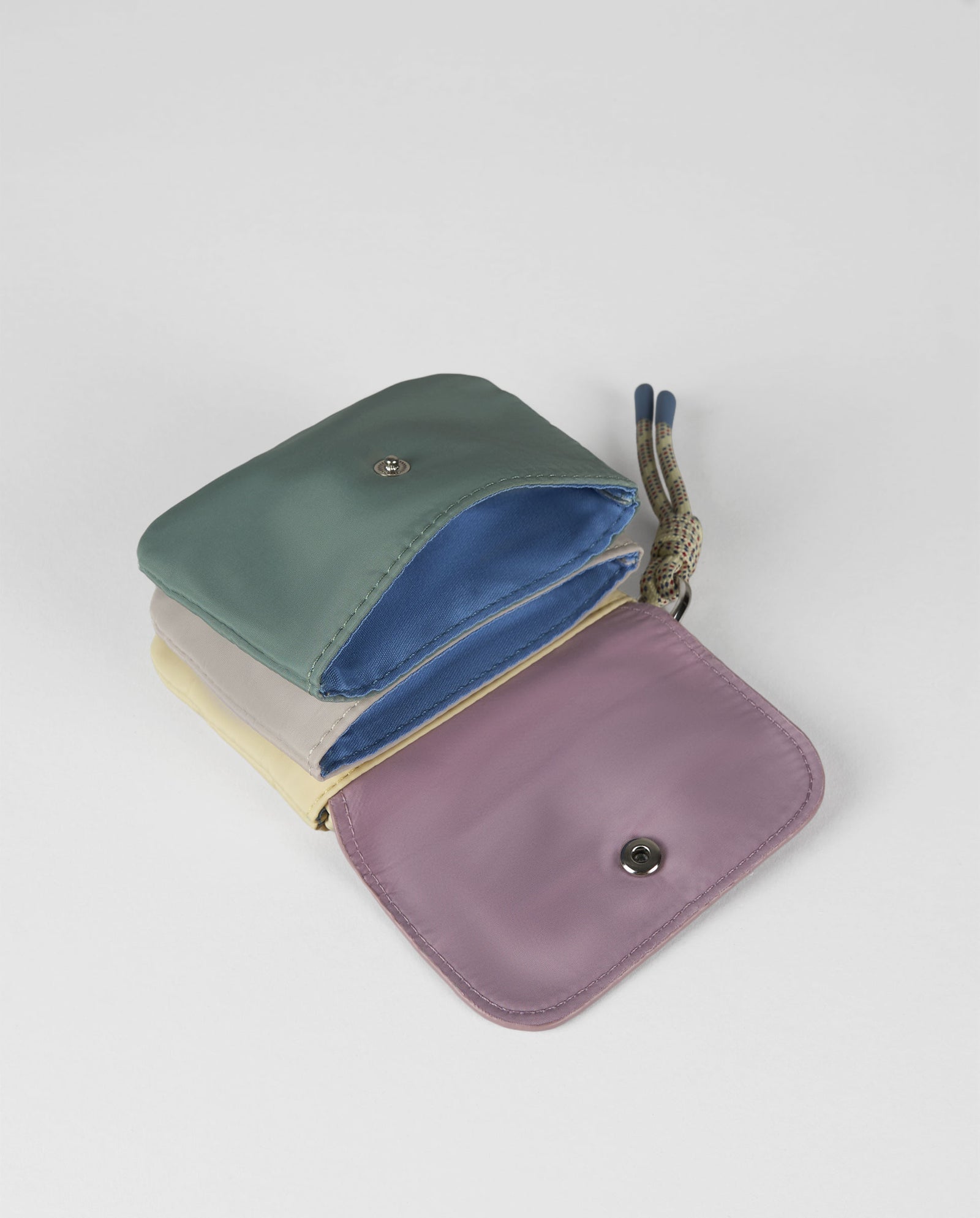 MONEDERO DOBLE MULTICOLOR ROSA