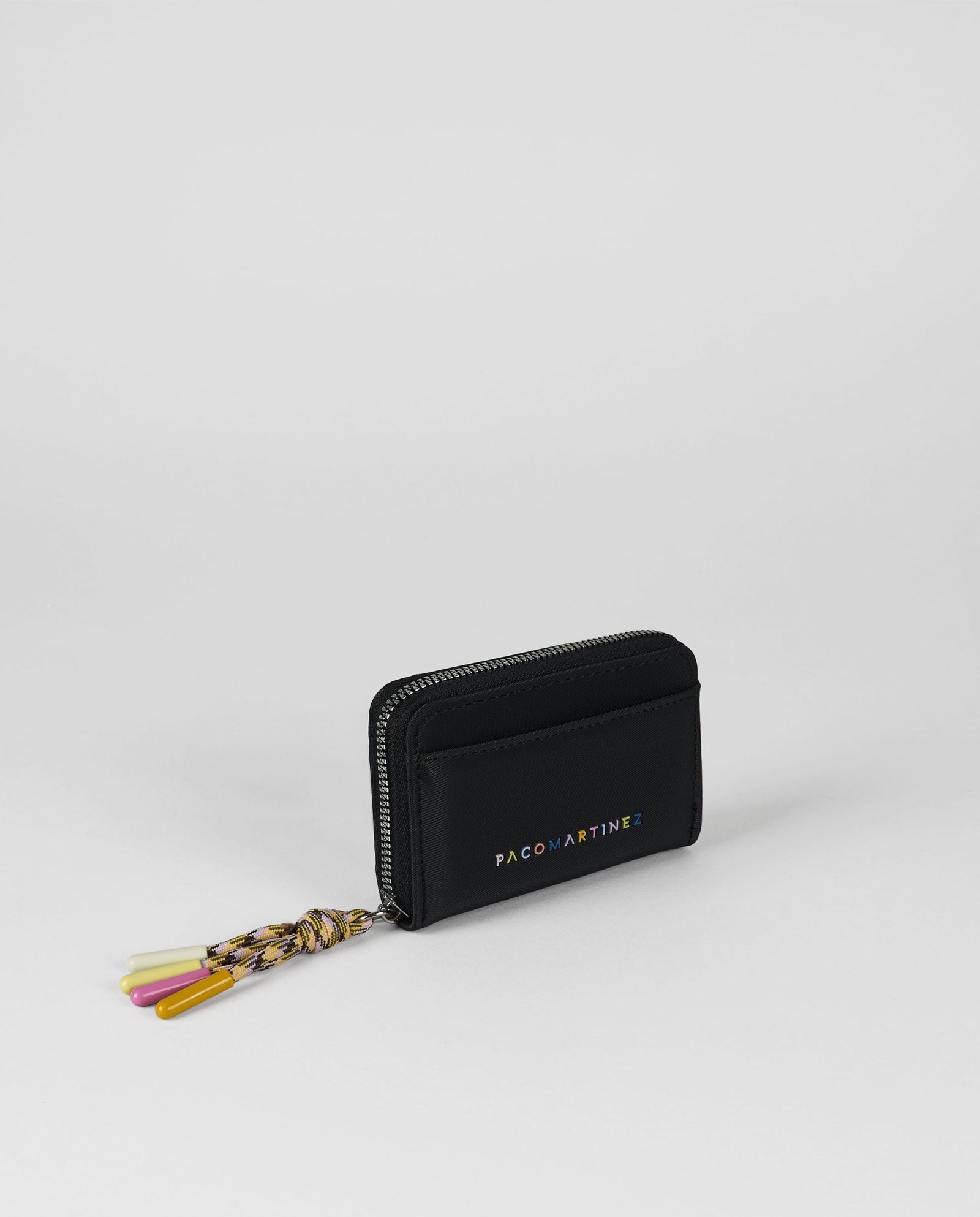 MONEDERO NEGRO LOGO COLORES