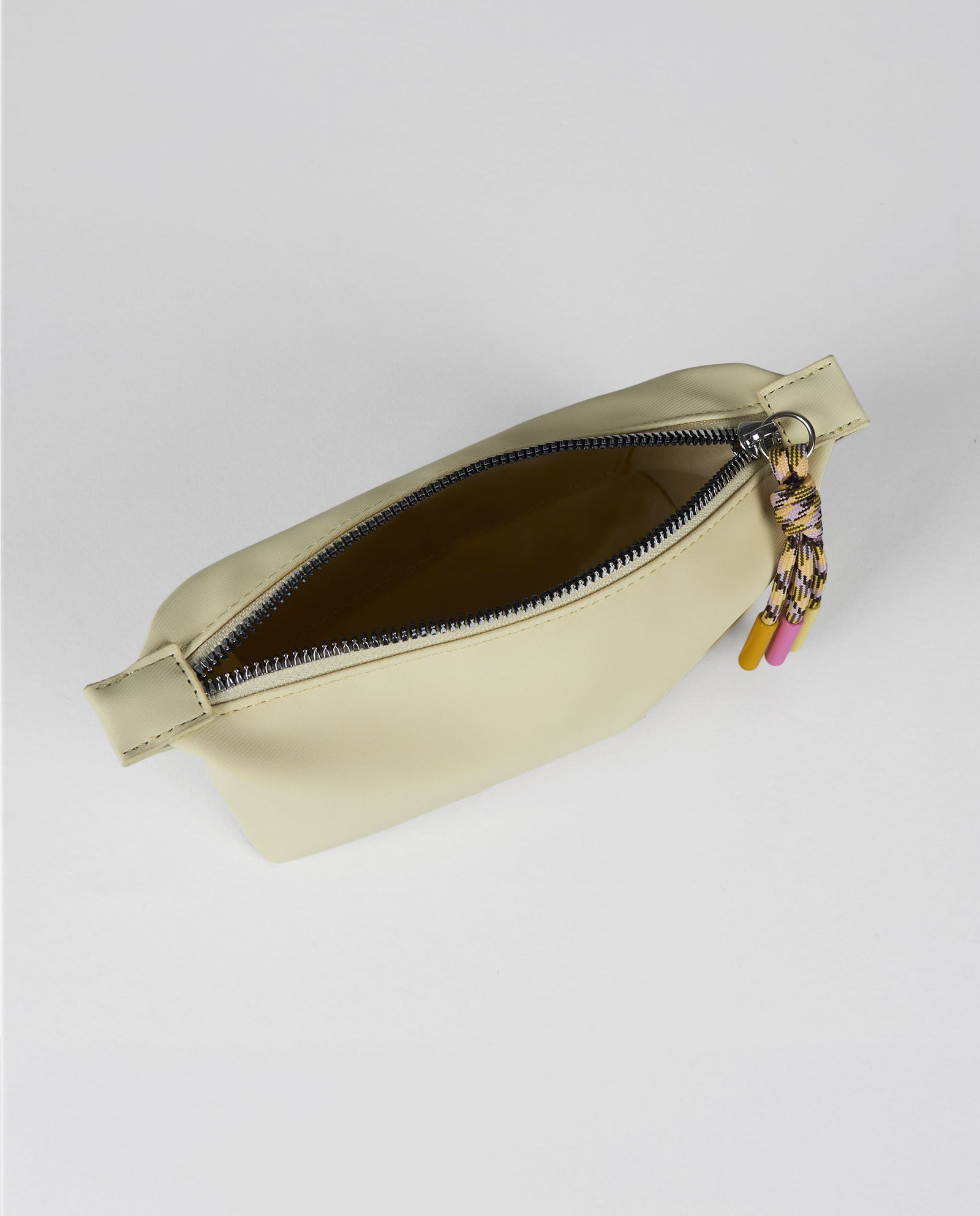 ESTUCHE CREMA LOGO COLORES