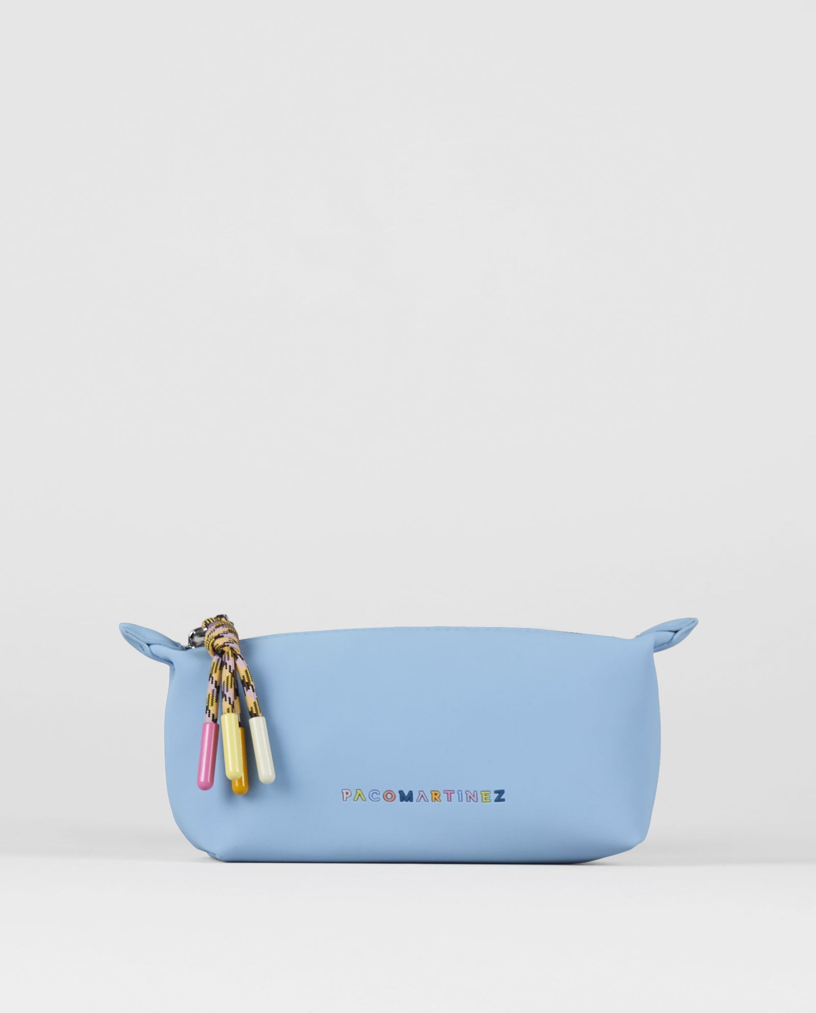 ESTUCHE AZUL LOGO COLORES
