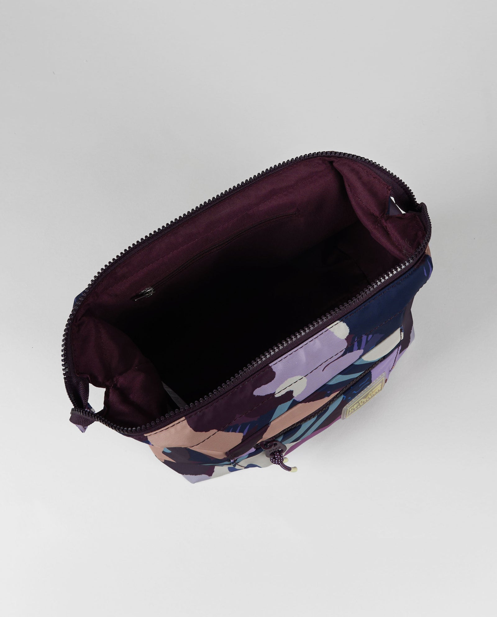 ESTUCHE CROWD