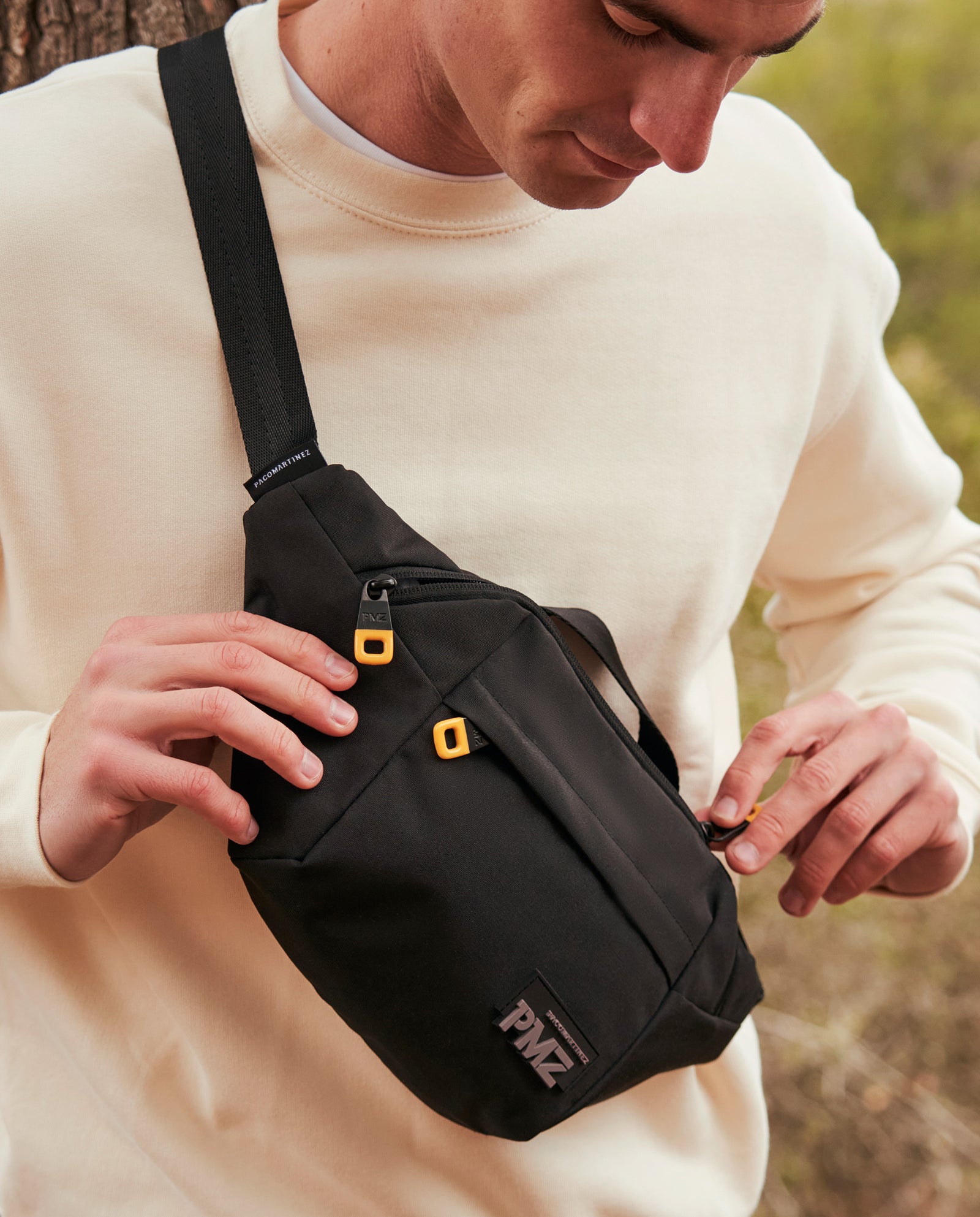 MOCHILA NEGRA