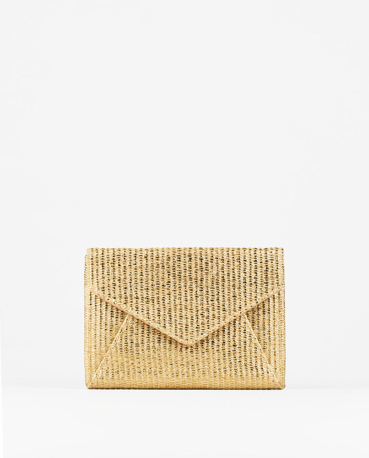 BOLSO SOBRE RAFIA DORADO
