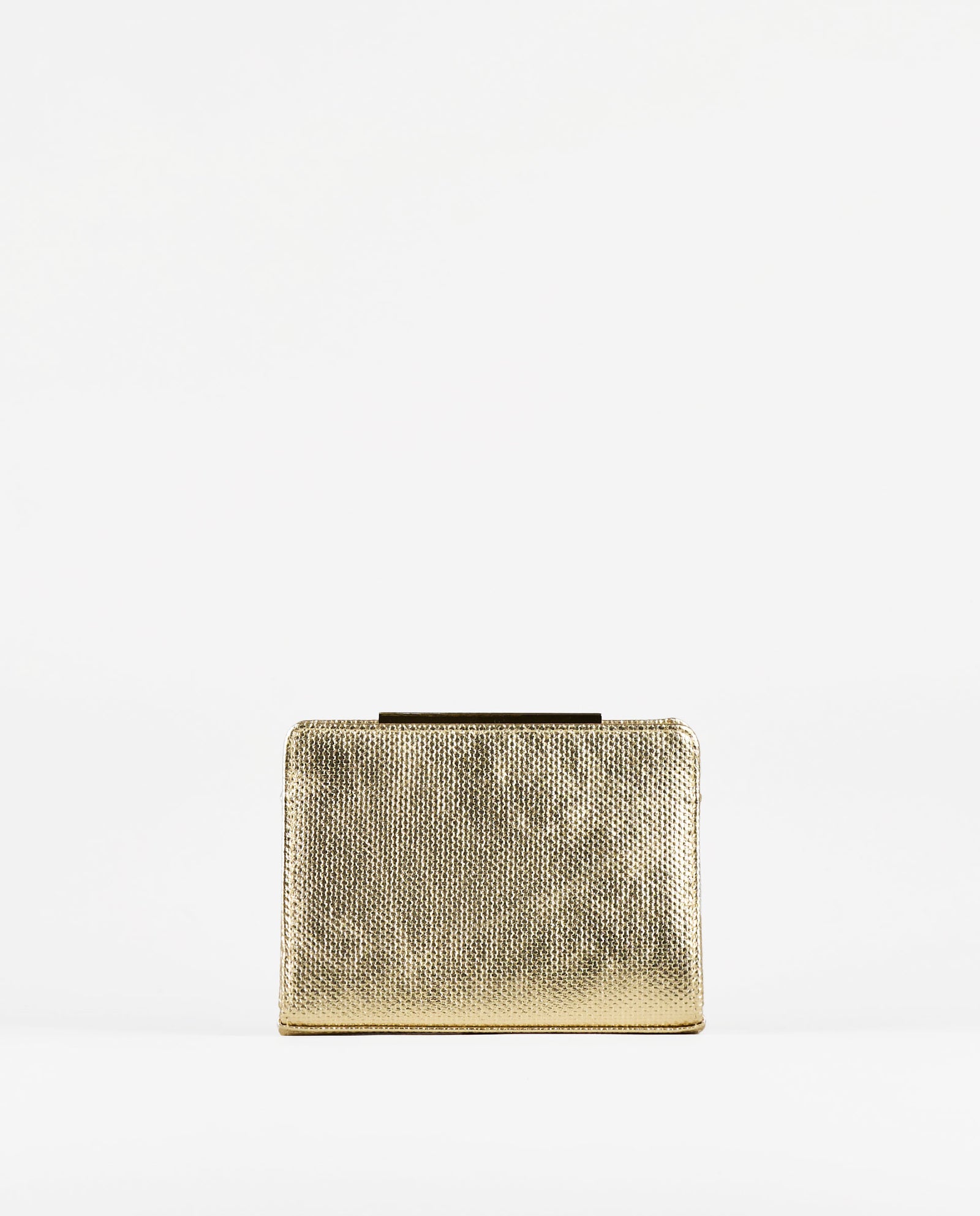 BOLSO CLUTCH METALIZADO ORO