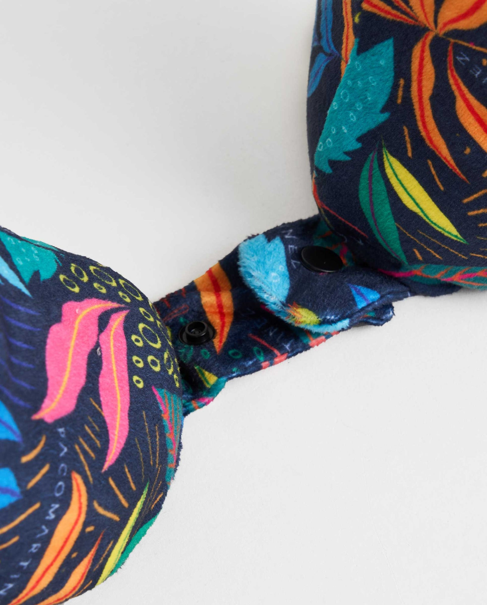 ALMOHADA VIAJE TROPICAL