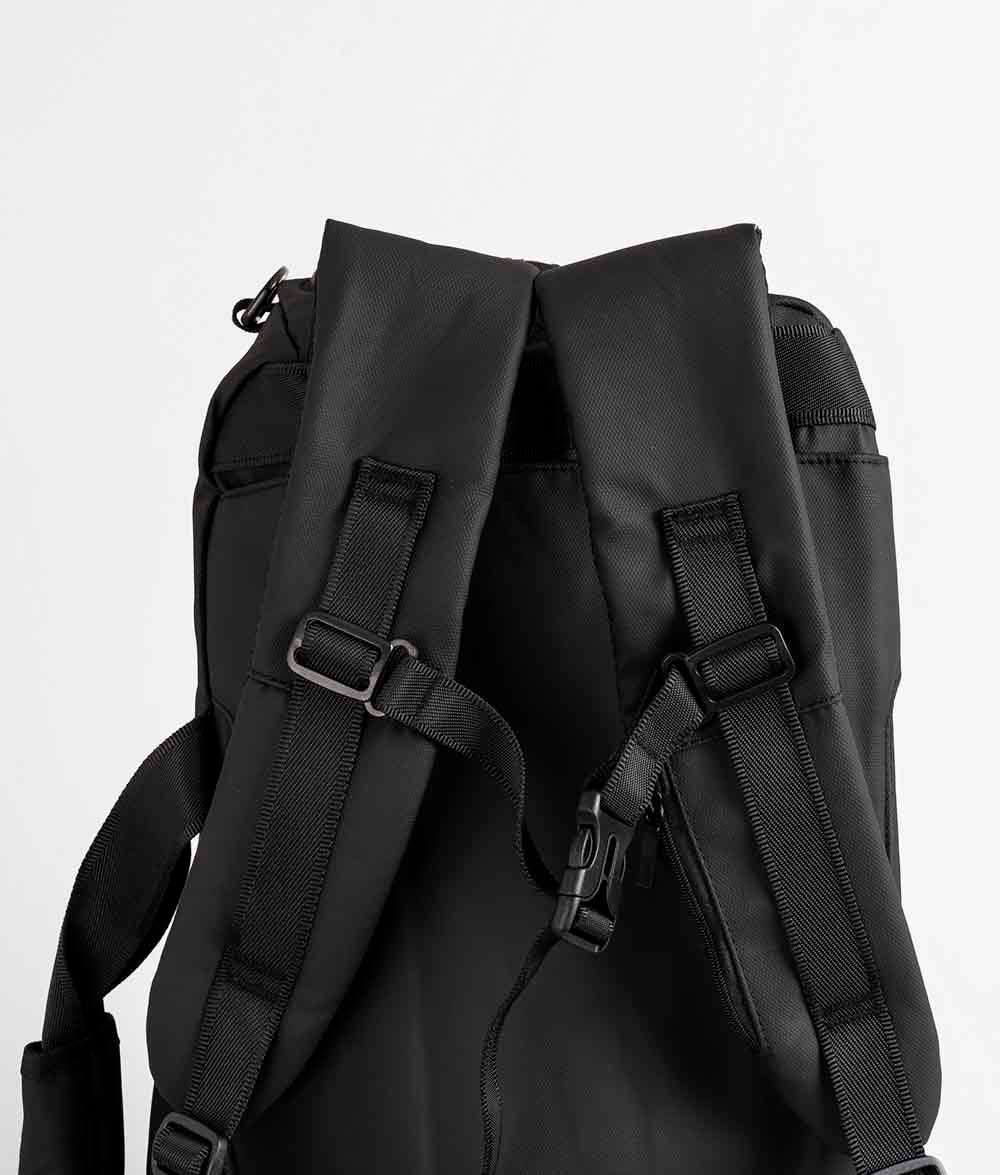 BOLSA DE VIAJE CONVERTIBLE EN MOCHILA 