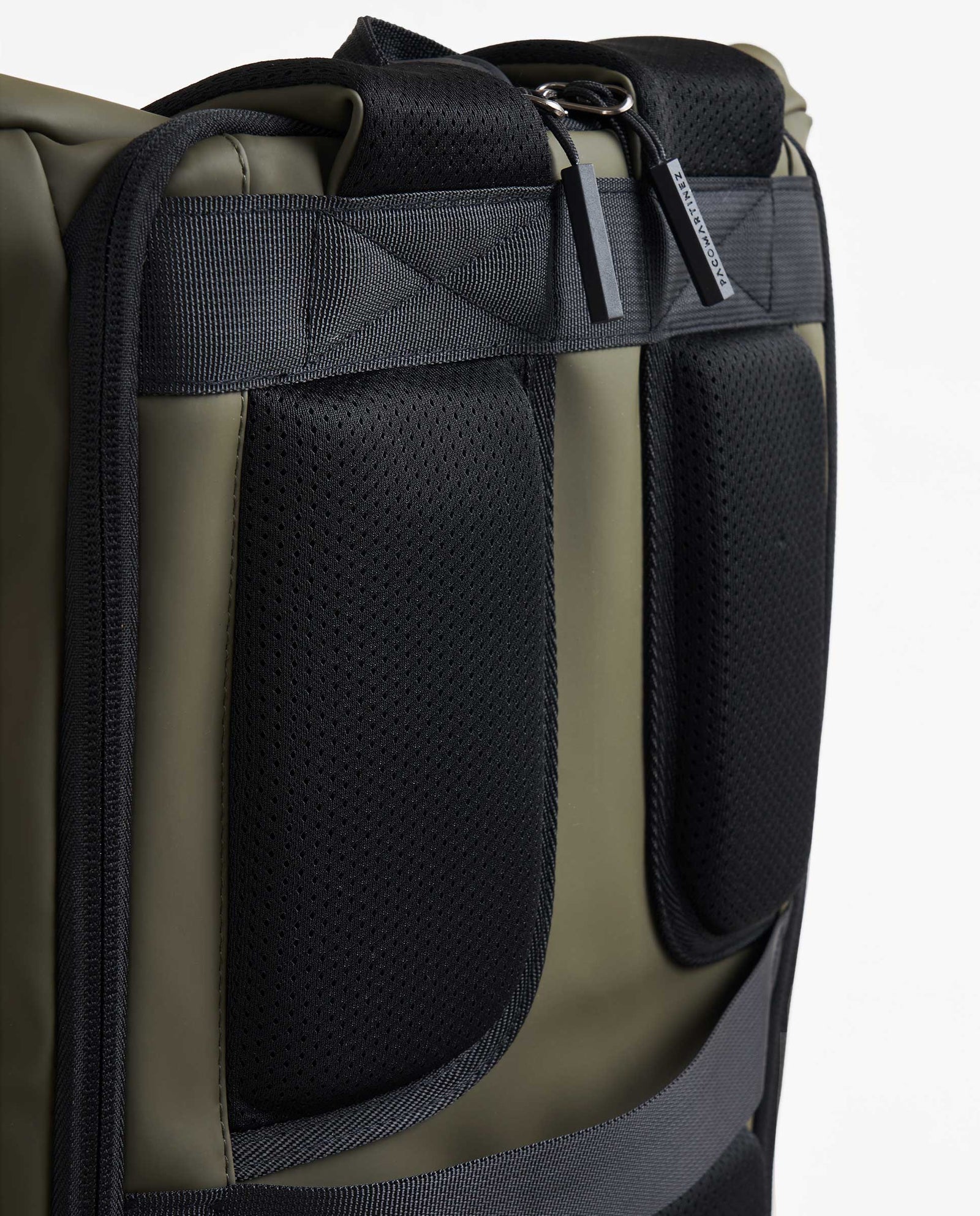MOCHILA GOMA