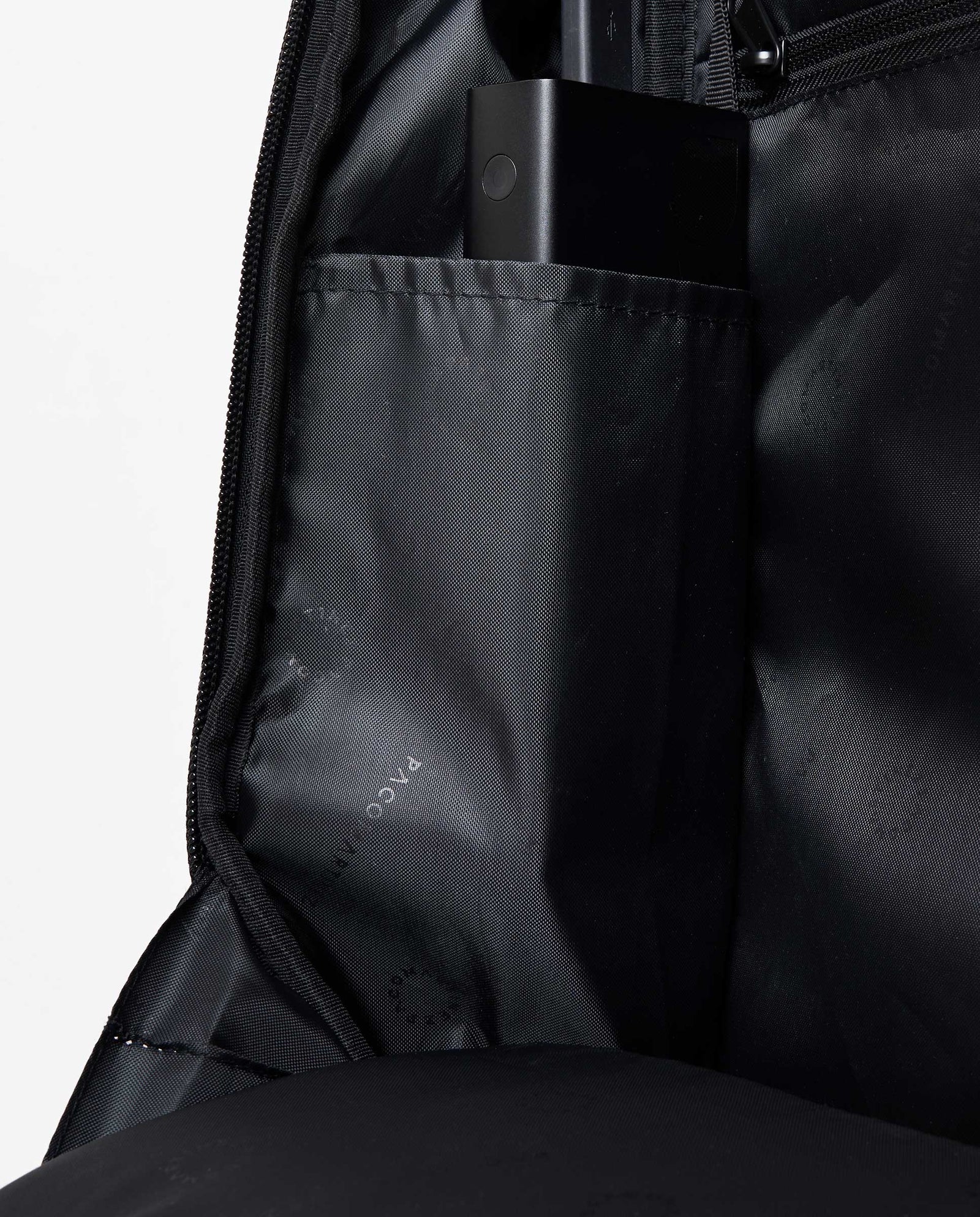 MOCHILA GOMA