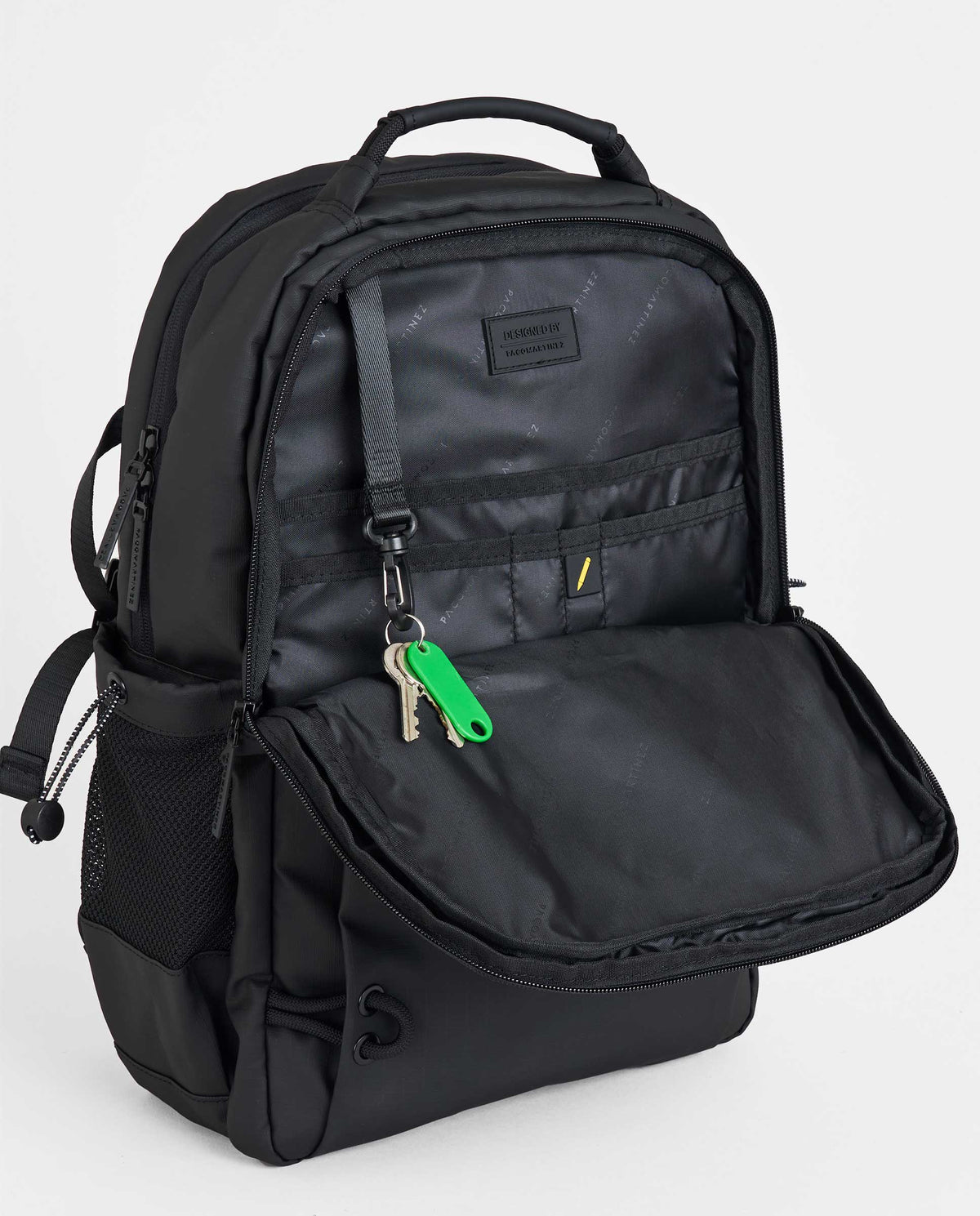 MOCHILA NYLON CUERDAS