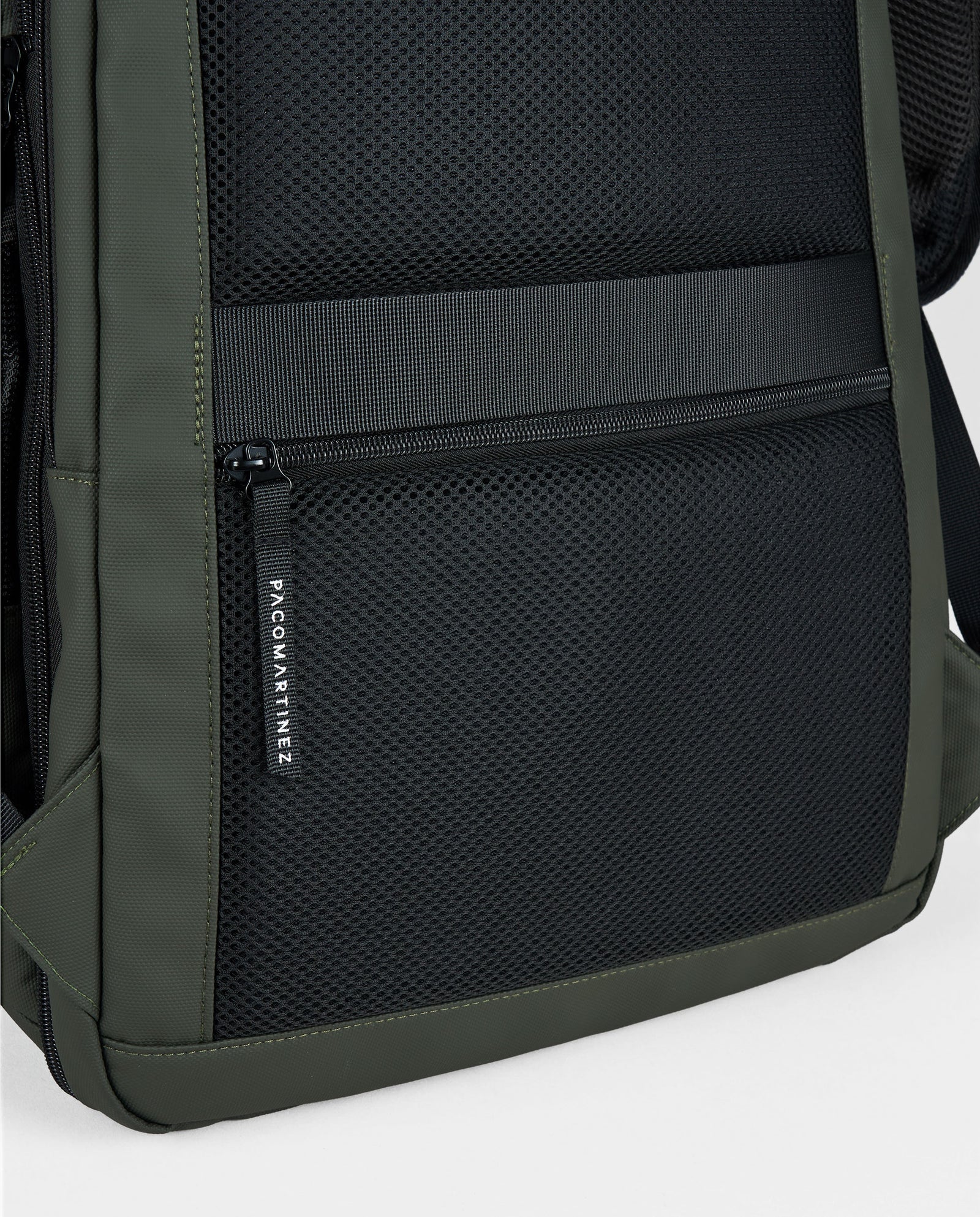 MOCHILA DE VIAJE ENGOMADO EXPANDIBLE