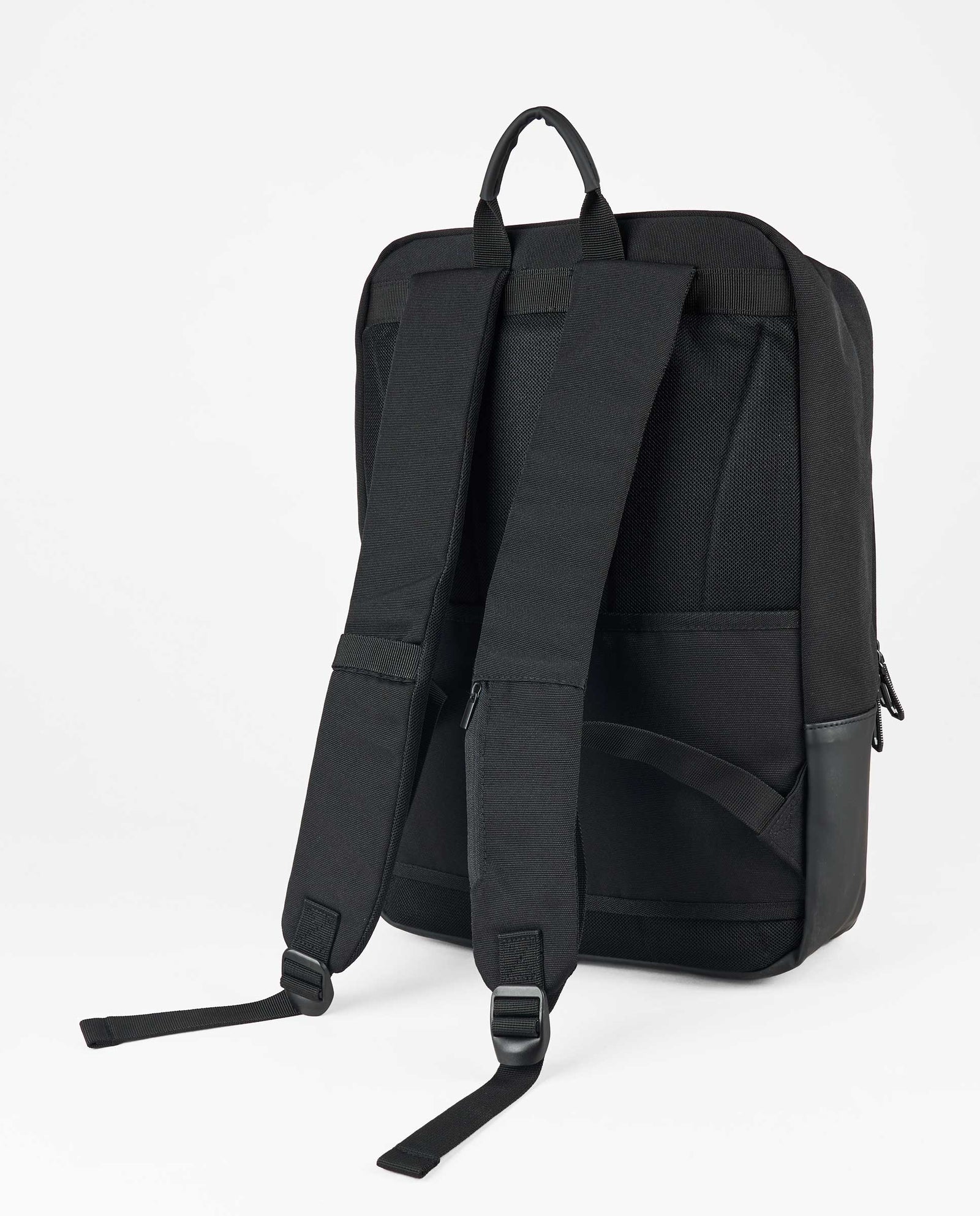 MOCHILA CABALLERO