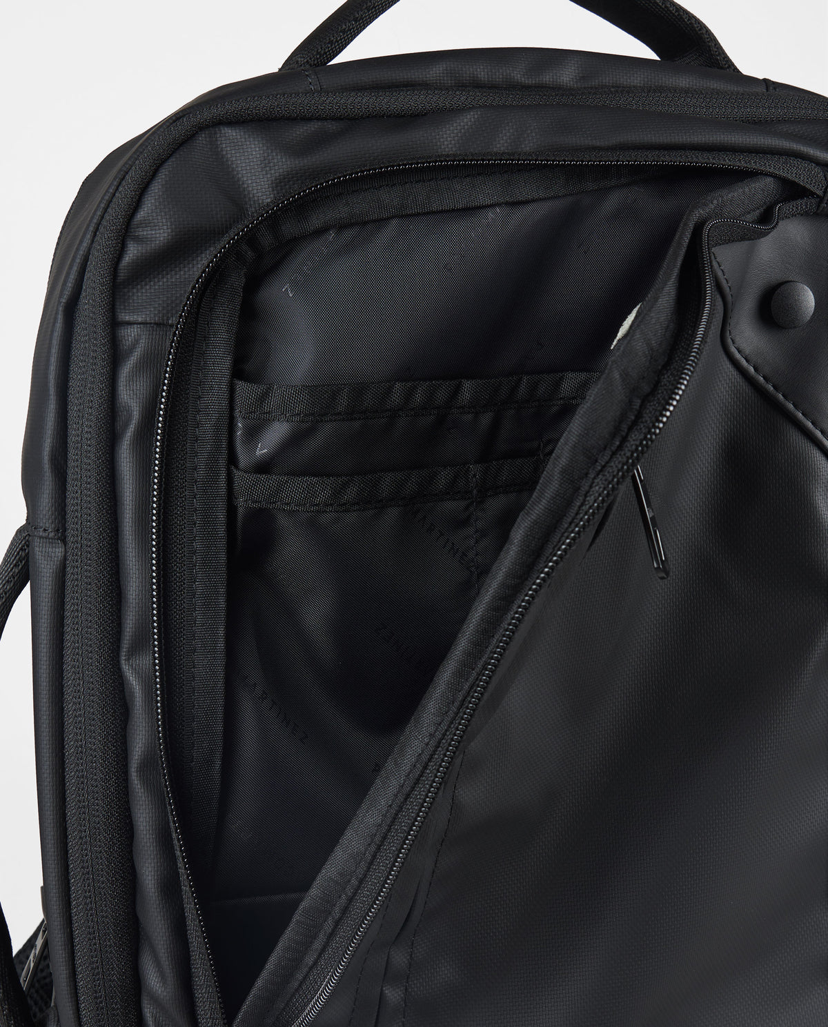 BLACK BACKPACK