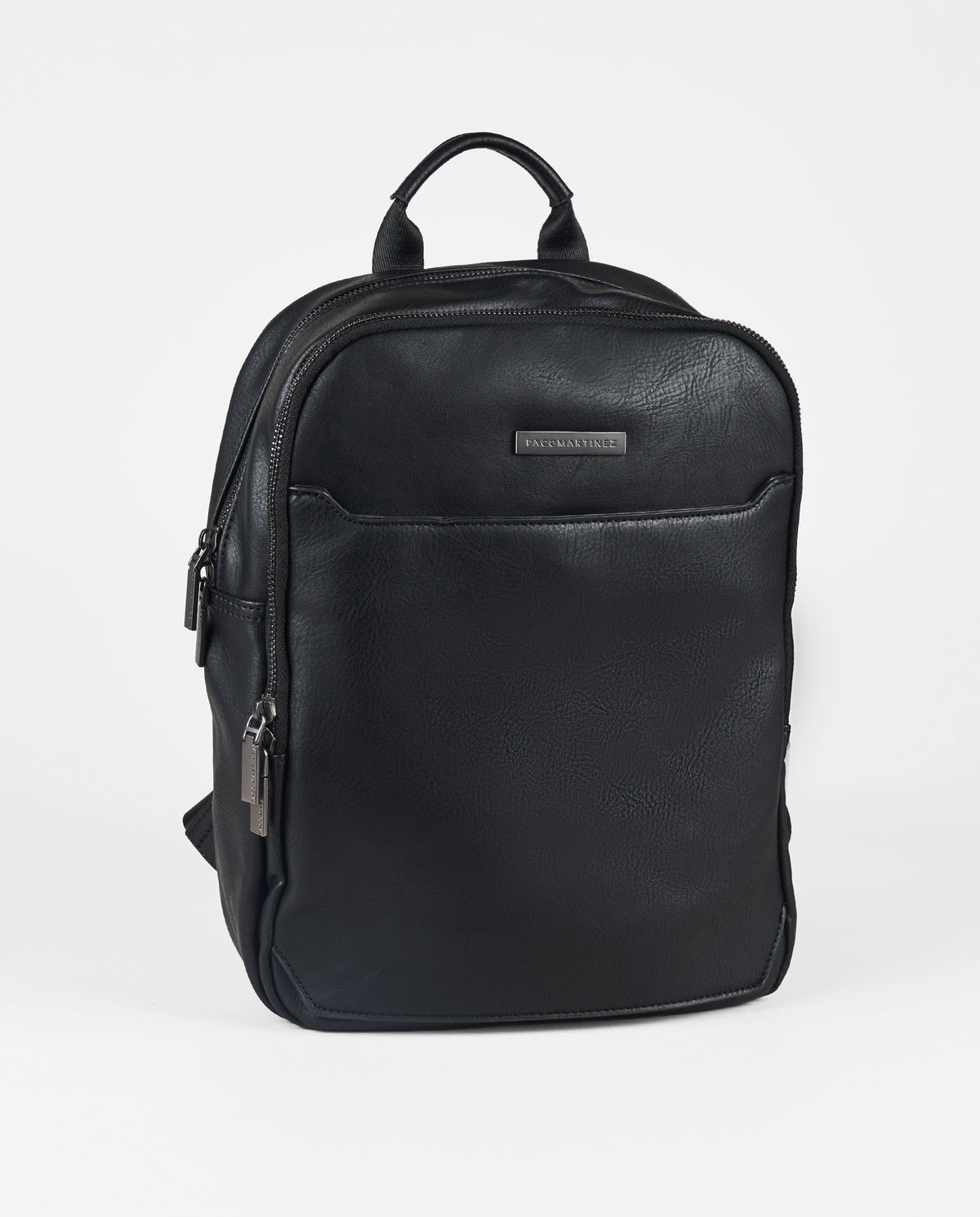 MOCHILA NEGRA EFECTO PIEL