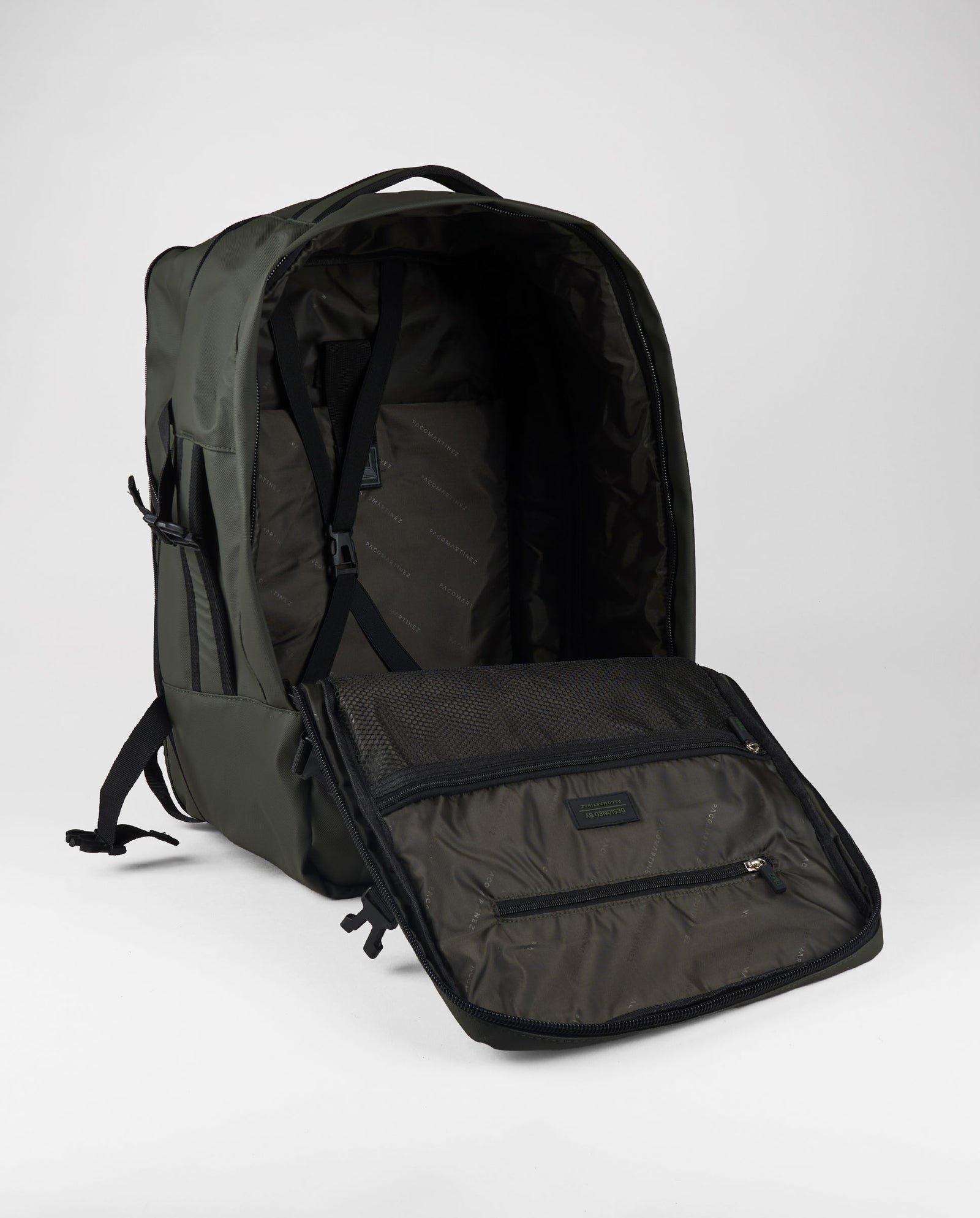 MOCHILA EXPANDIBLE VERDE MILITAR