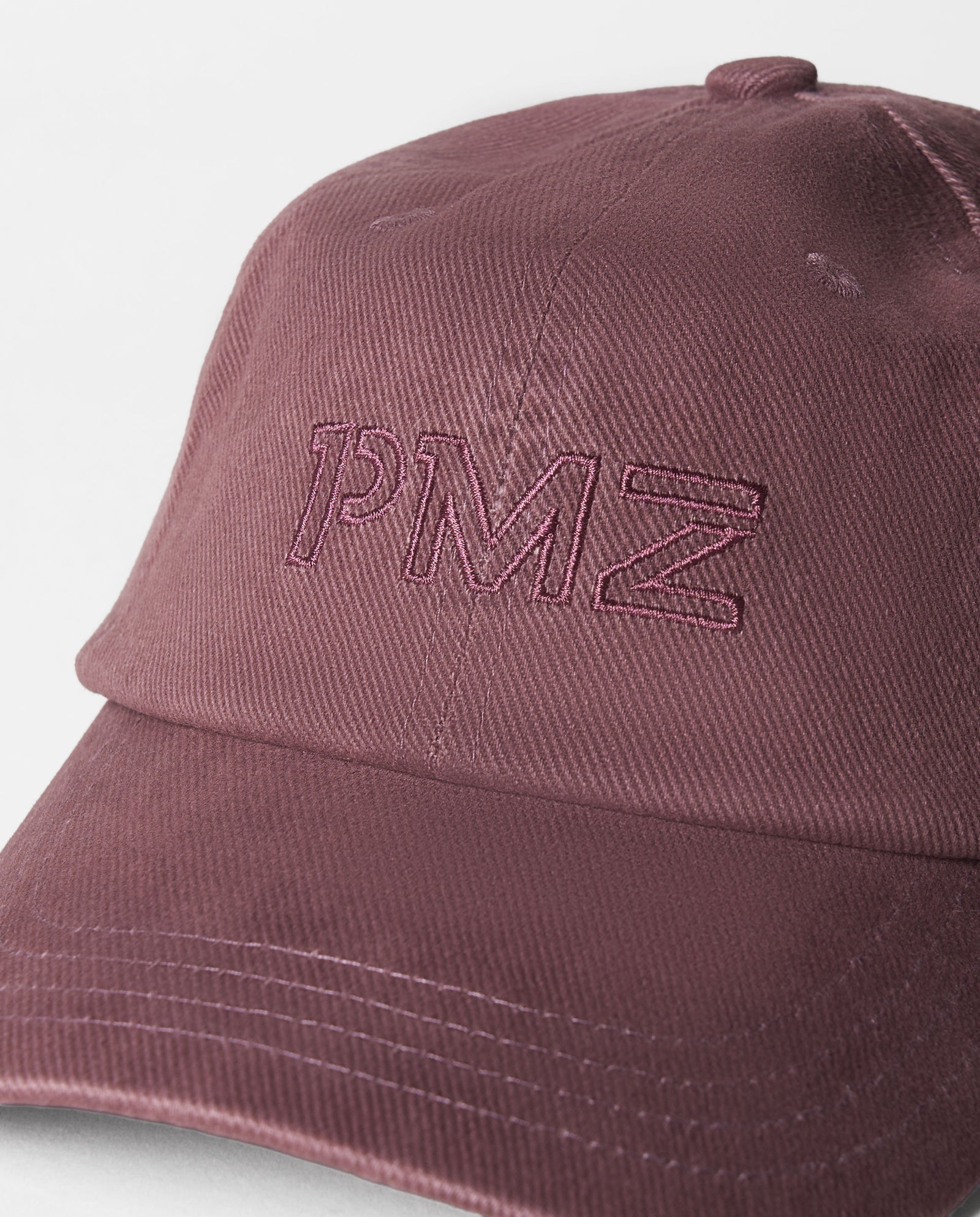 GORRA PMZ BURDEOS