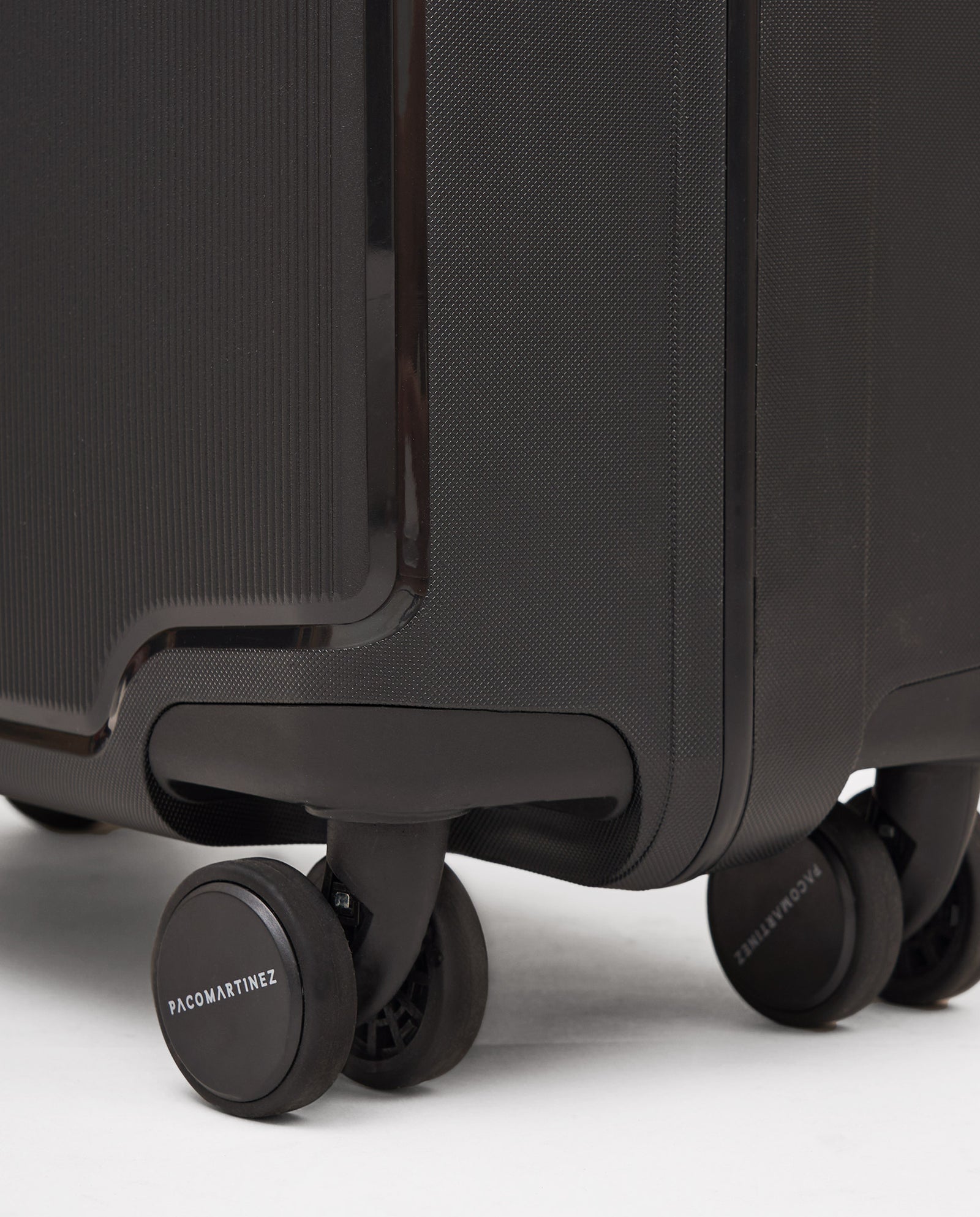 MALETA V COMPACT CABINA