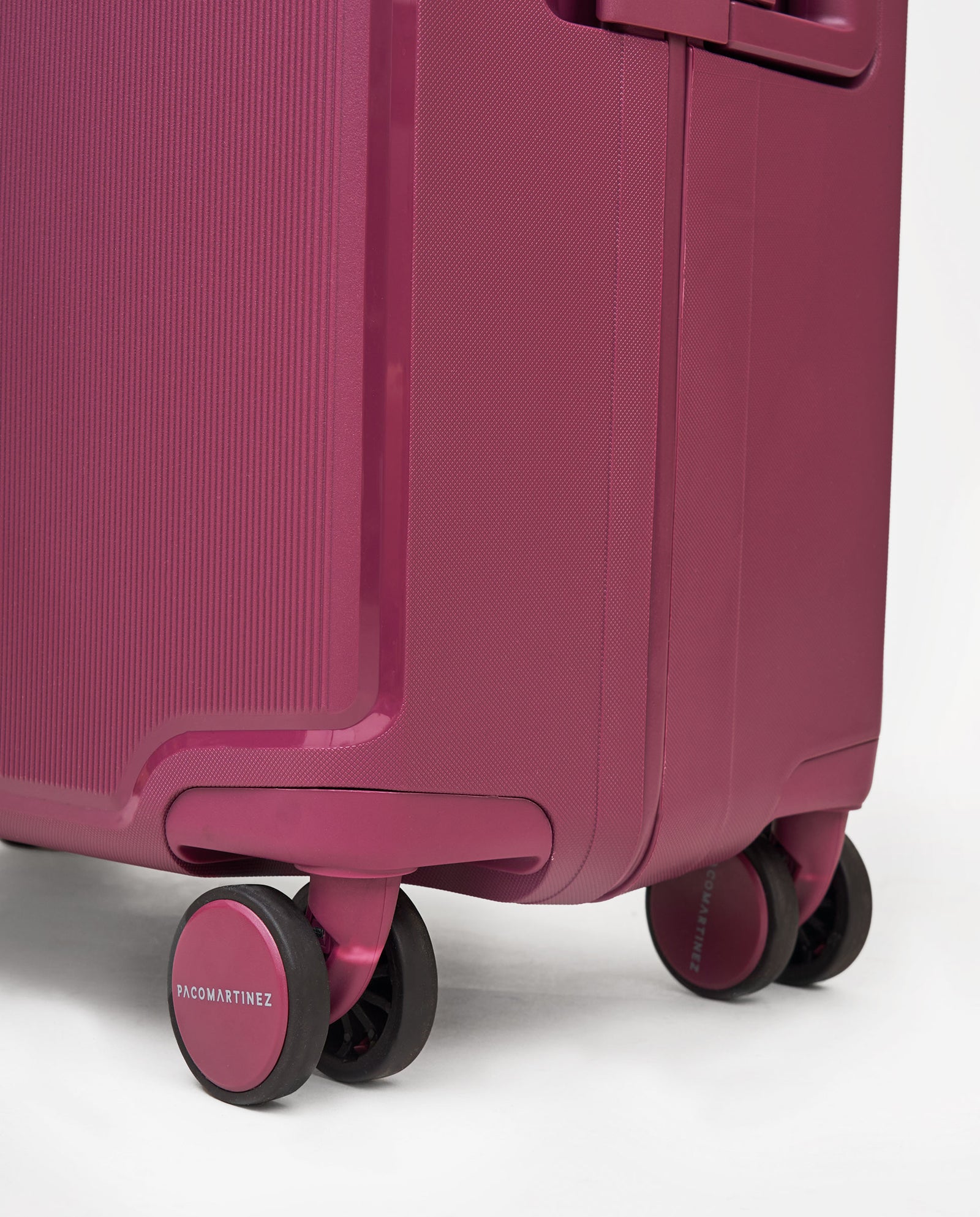 MALETA V COMPACT MEDIANA