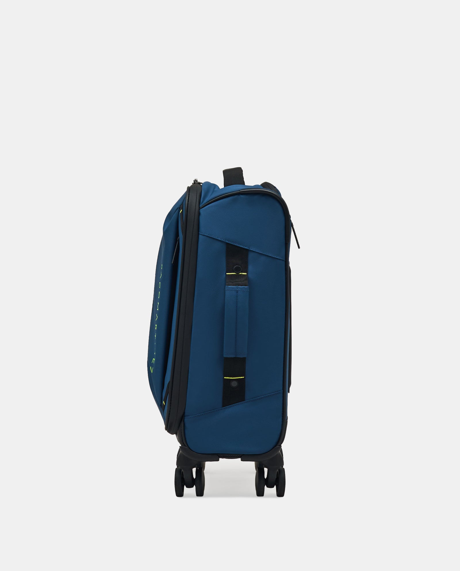 V ADVENTURE CABINA