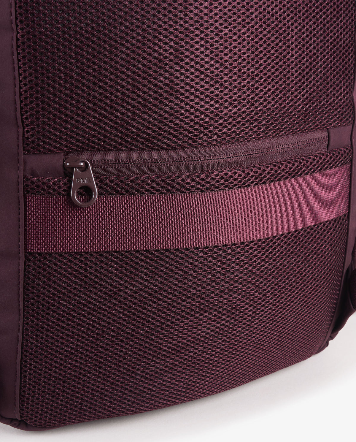 MOCHILA TRAVELLER BOLSILLOS BURDEOS