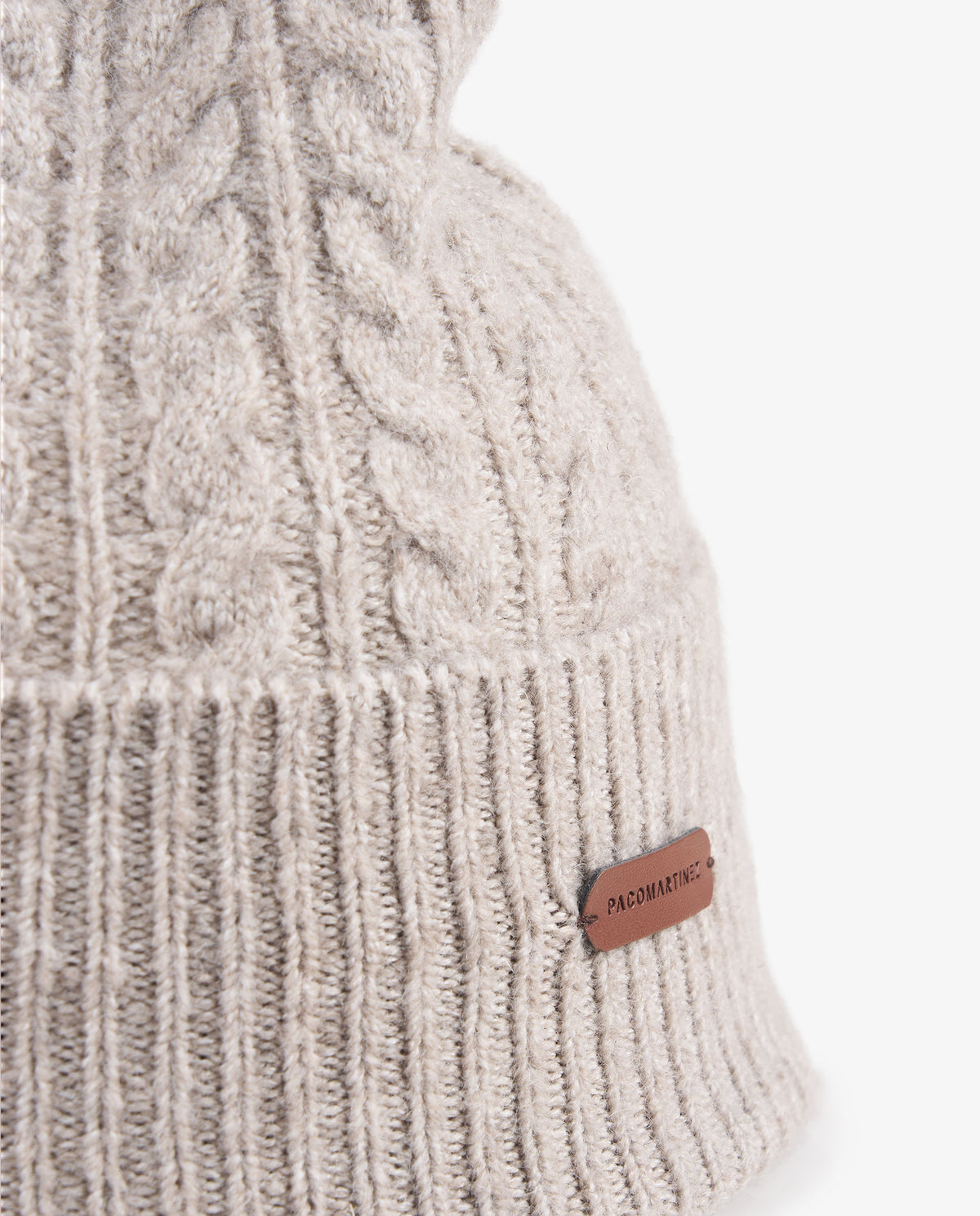 GORRO PUNTO TRENZADO
