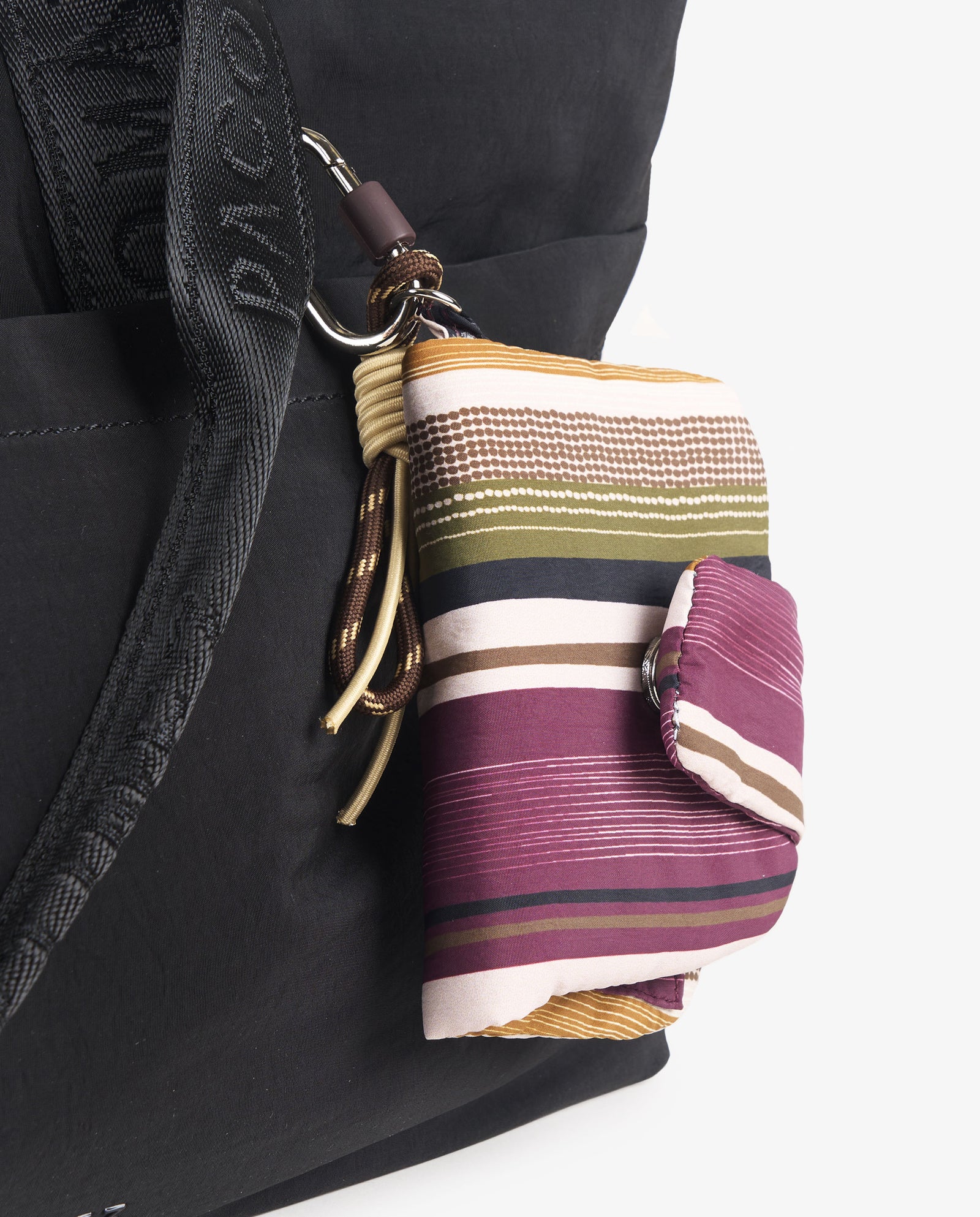 SHOPPER HANGER NEGRO