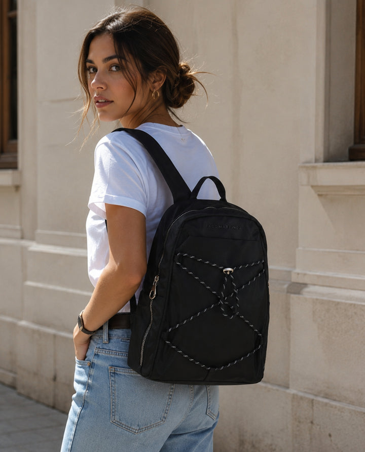 MOCHILA CUERDAS NEGRO
