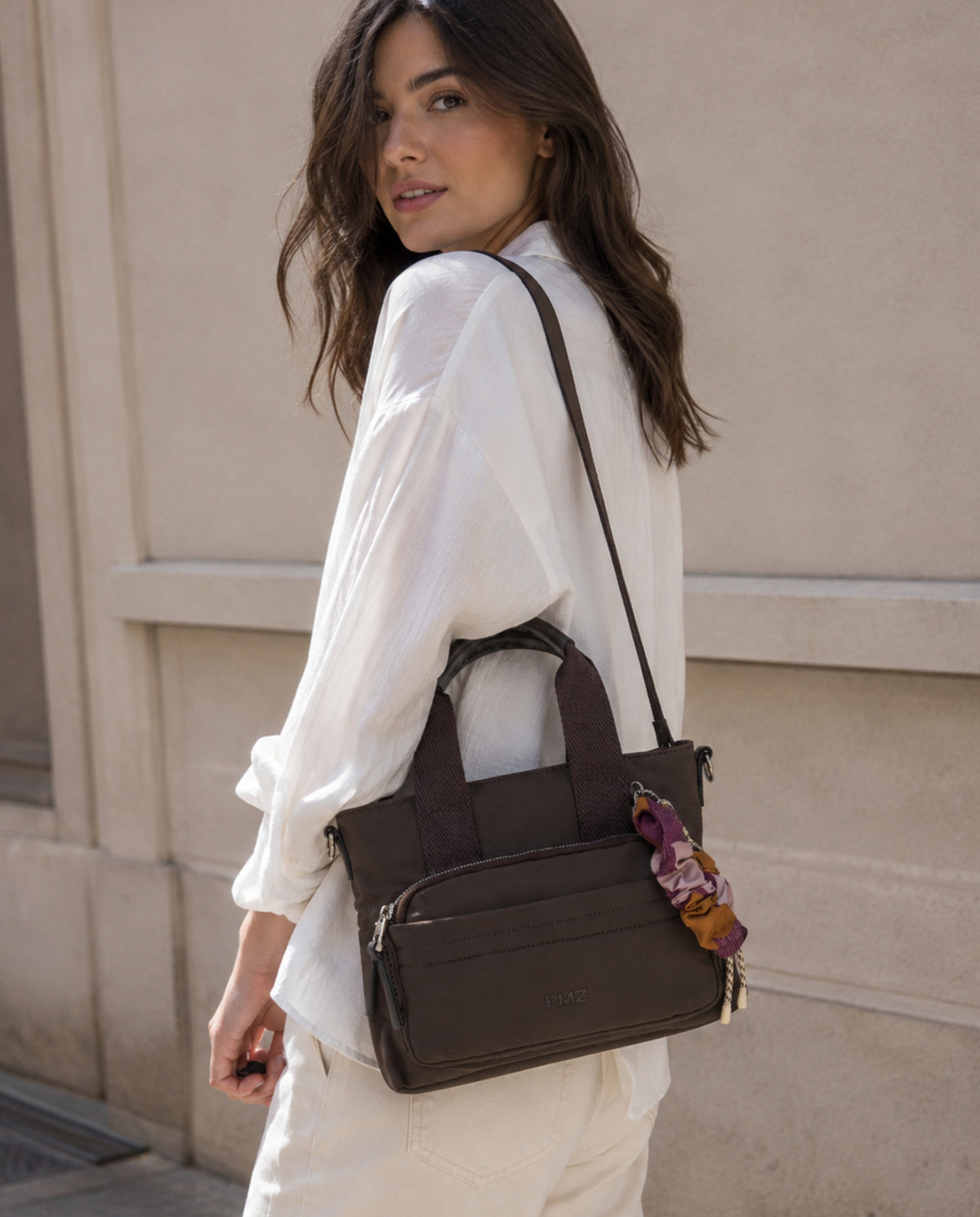 TOTE CASUAL MARRÓN