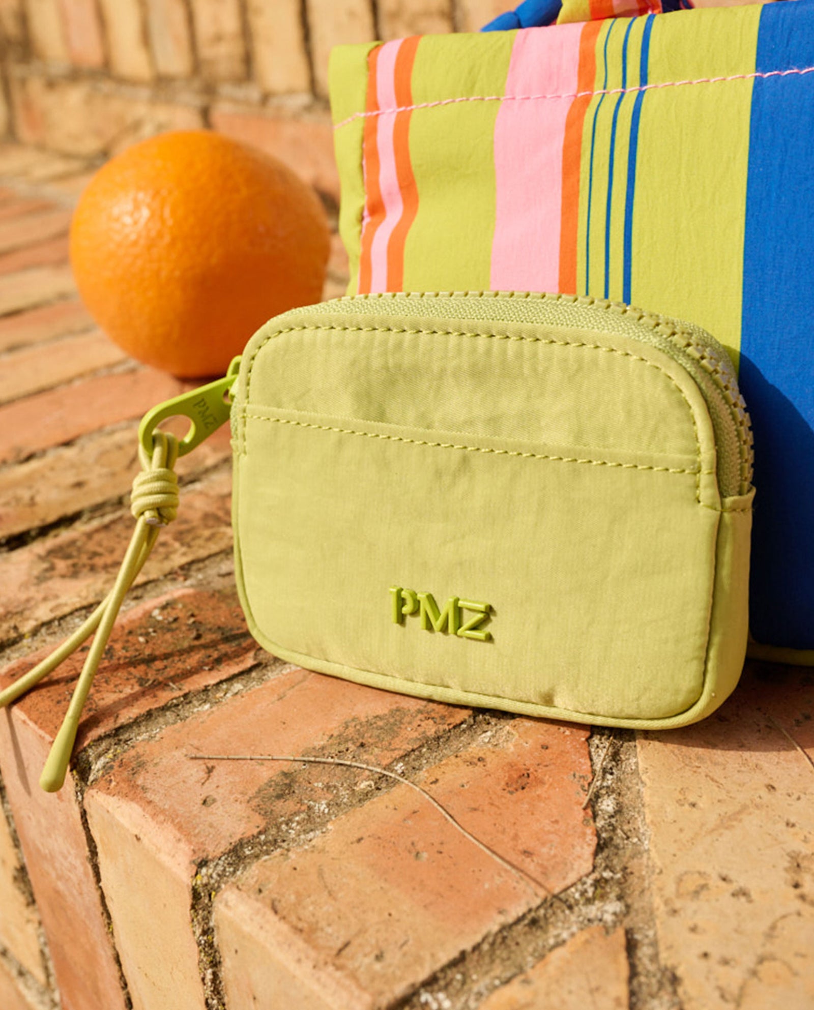 MONEDERO NYLON VERDE