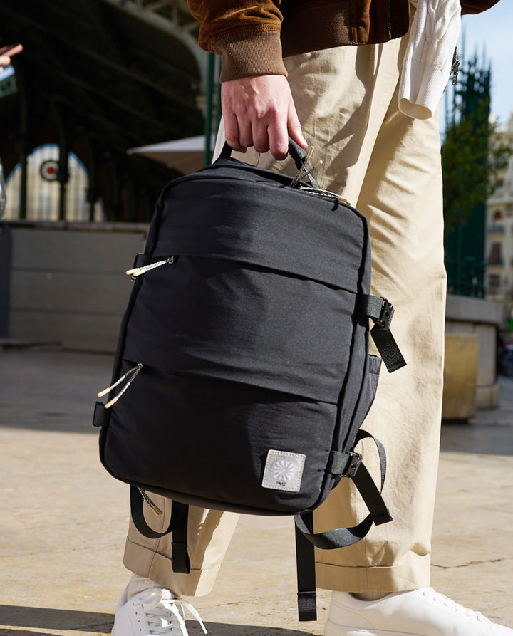 MOCHILA NEGRA TRAVELLER
