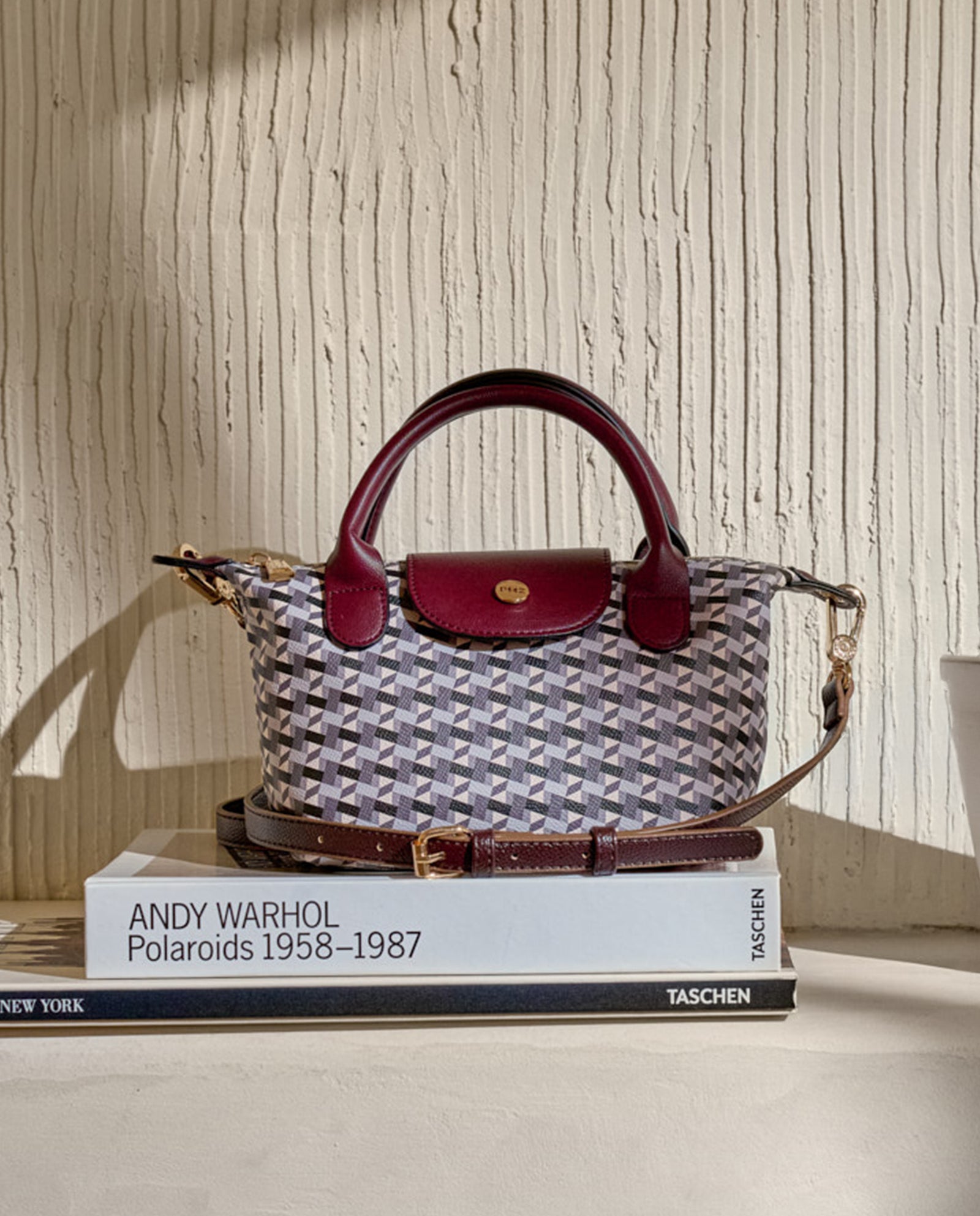 TOTE MINI GEOMETRICO BURDEOS