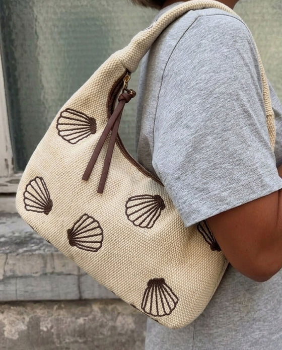 SHOULDER BORDADO CONCHAS
